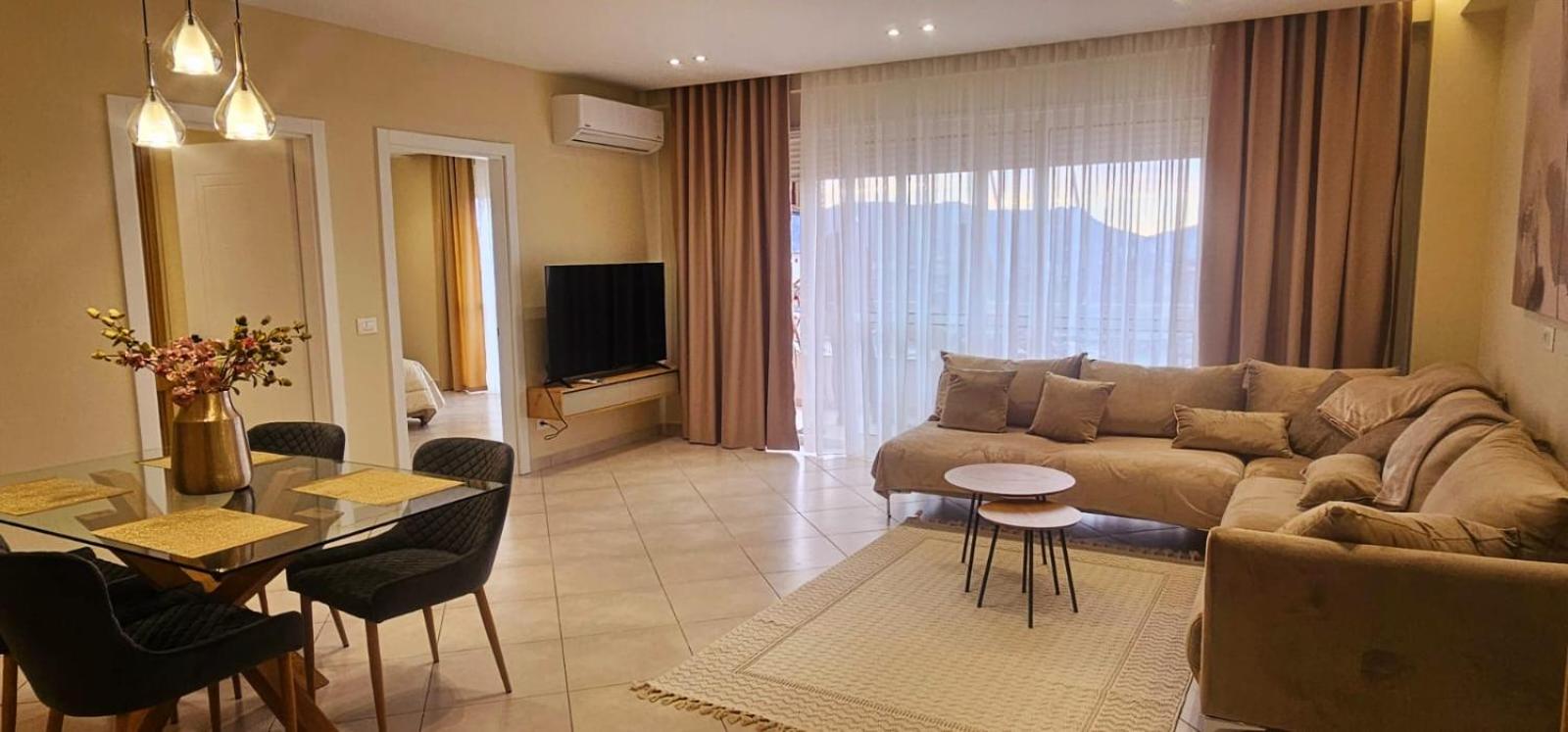 Sunset Harmony Apartment