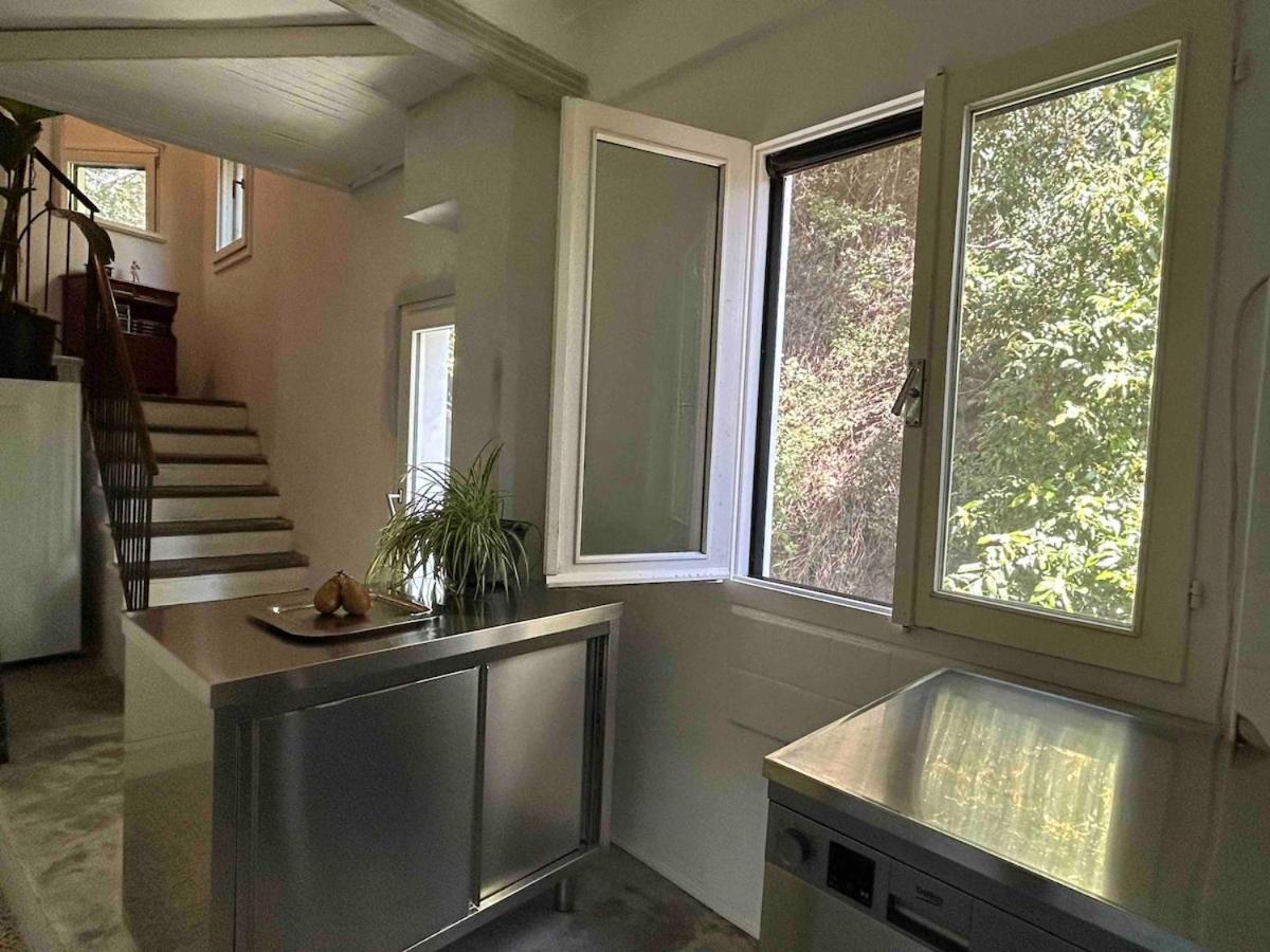 Postcard view 3 minutes walk from the lake