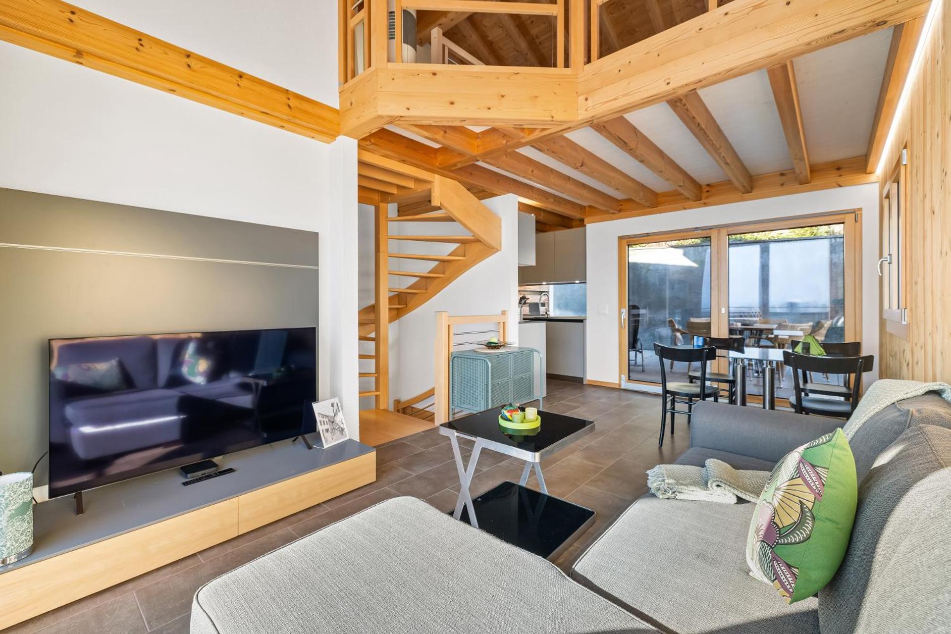 Communal lounge/ TV room