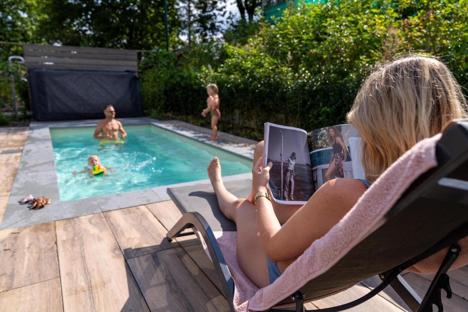 Pool Lodge - Vakantiepark De Thijmse Berg