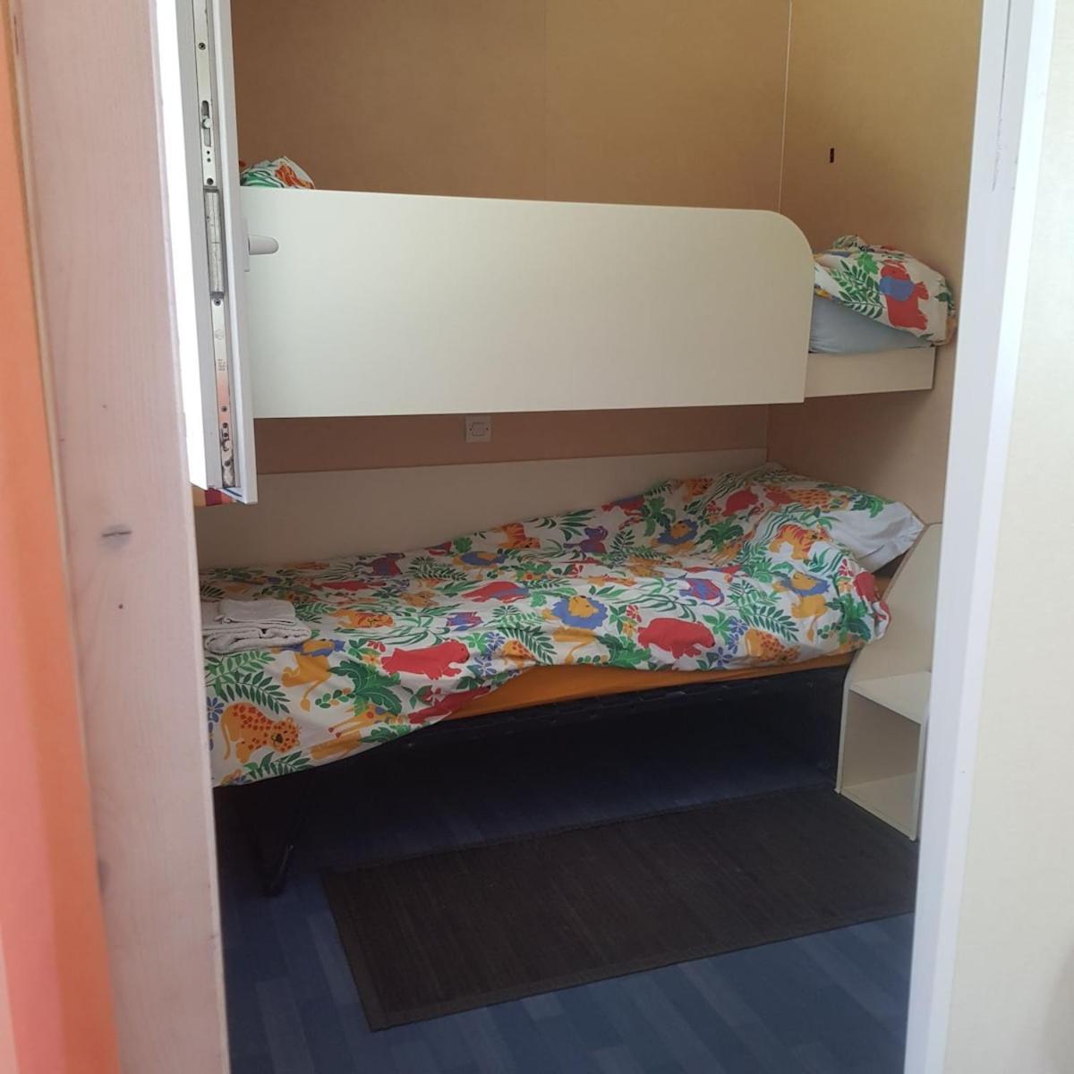 Mobilhome with terrace