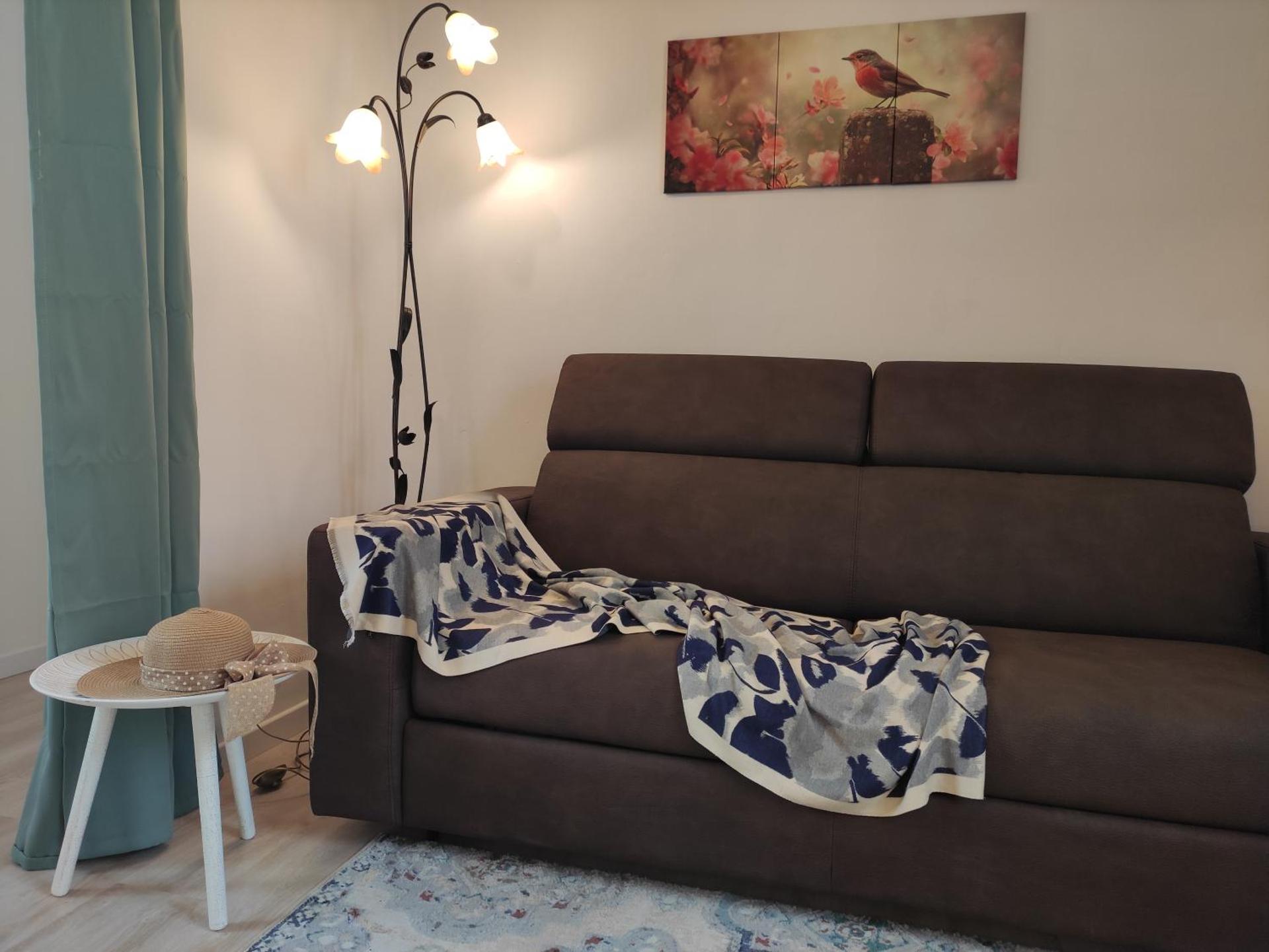 A DUE PASSI dal LAGO