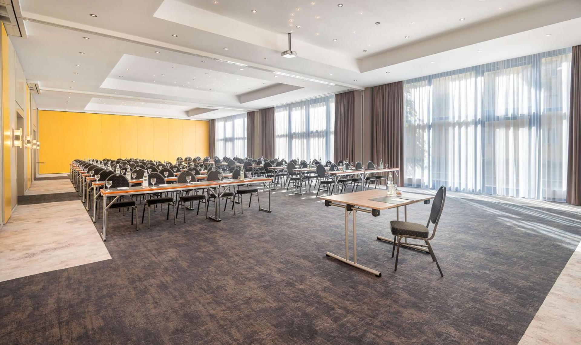 Meeting/conference room