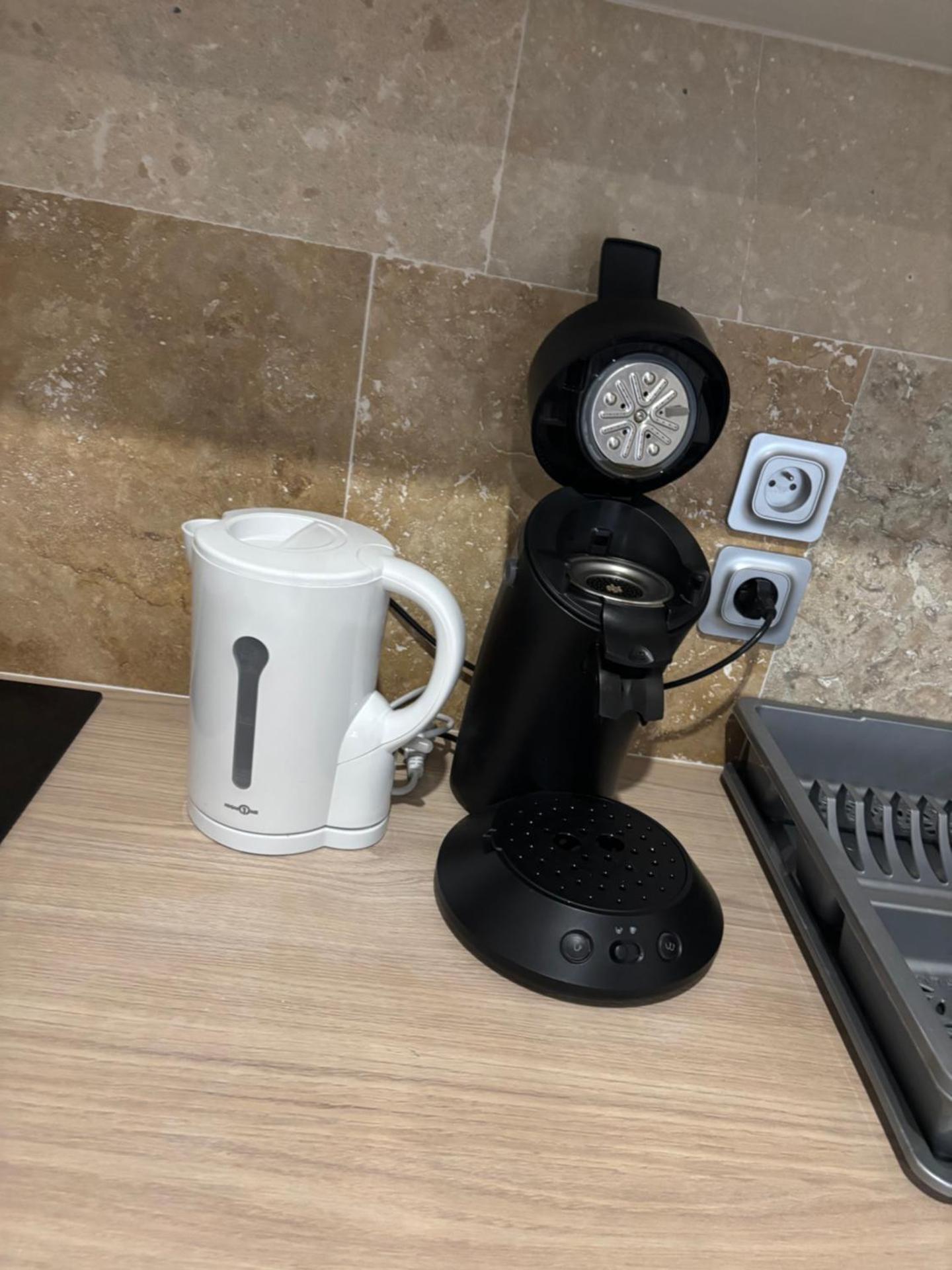 Coffee/tea facilities