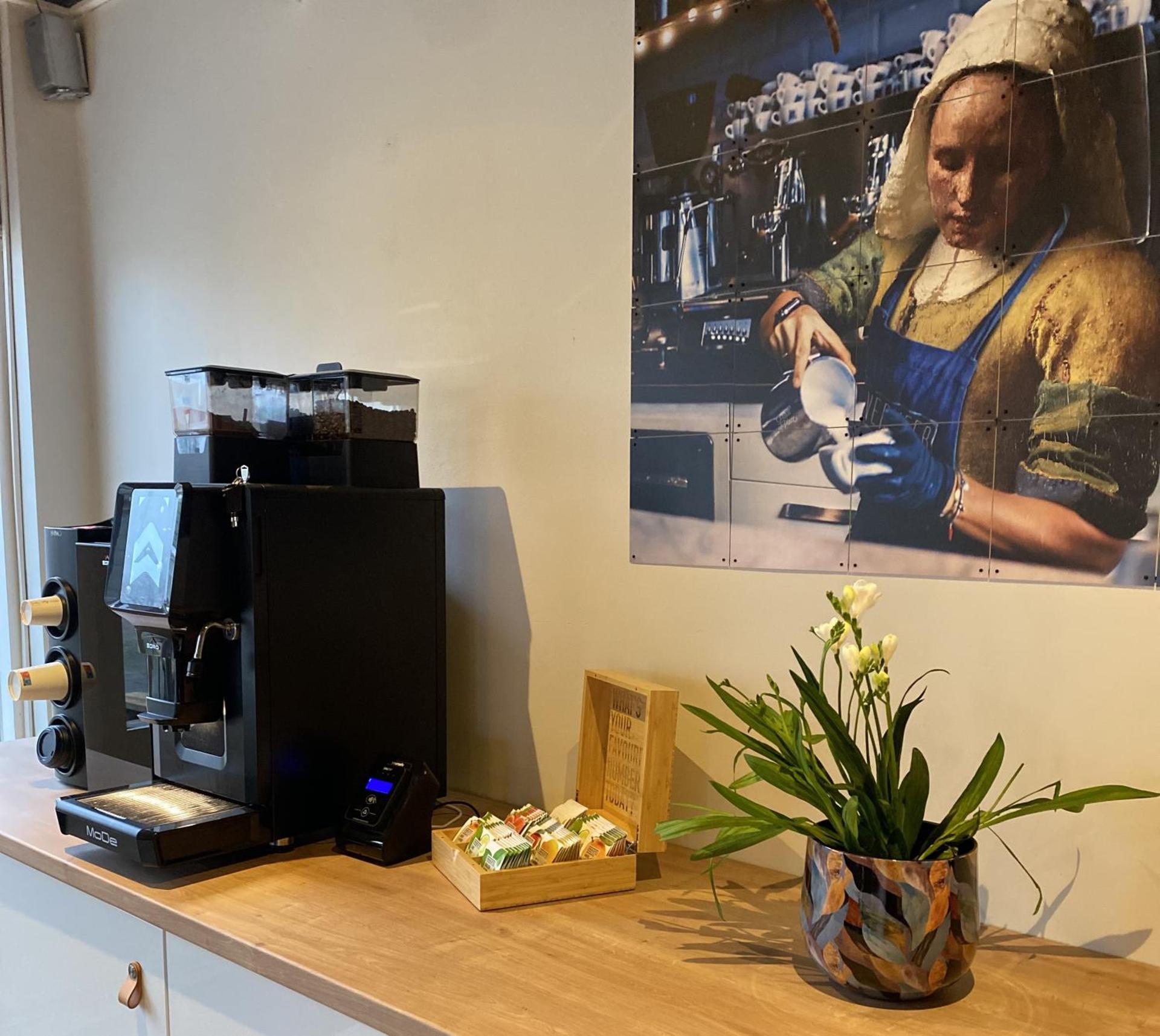 Coffee/tea facilities