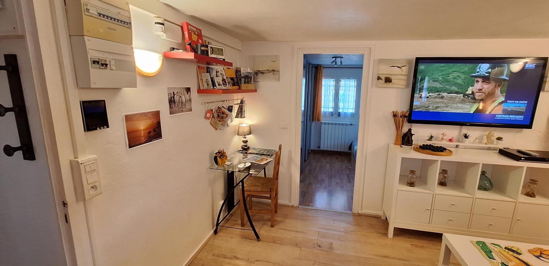 Superbe T2 avec jardin, piscine-enfant et parking