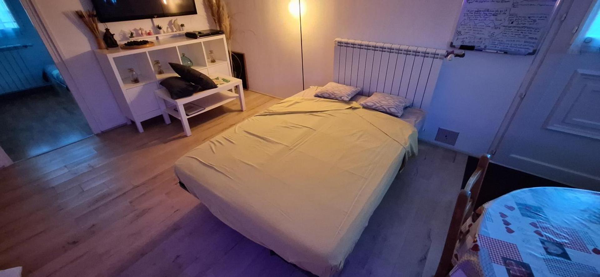 Superbe T2 avec jardin, piscine-enfant et parking