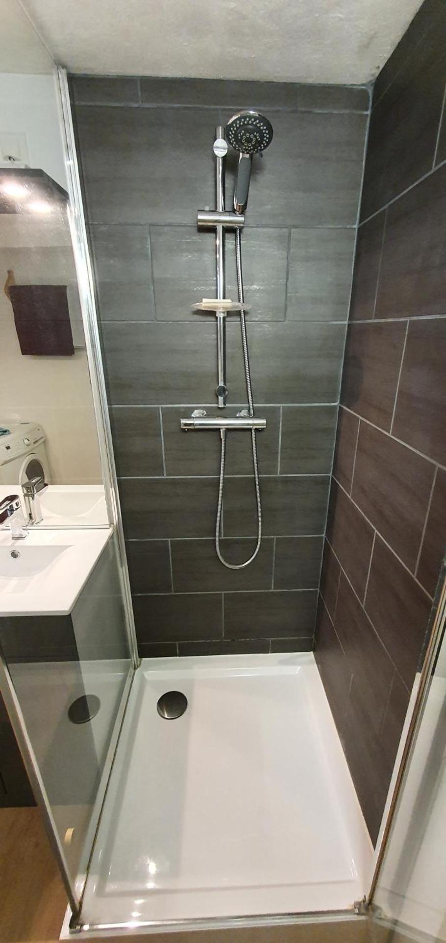 Superbe T2 avec jardin, piscine-enfant et parking