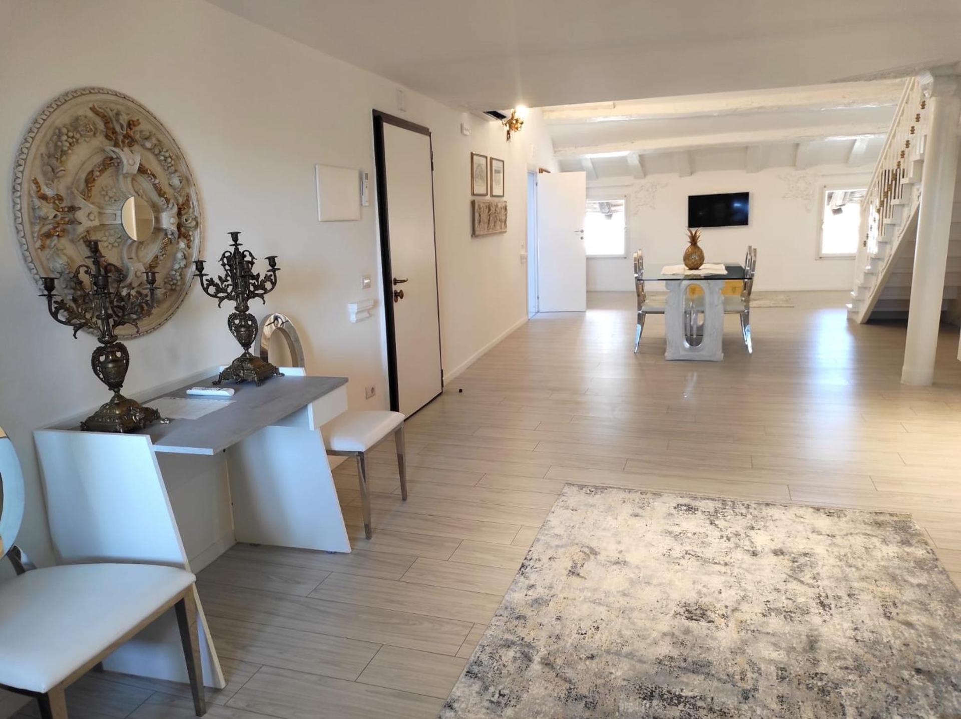 MANTICA CATTANEO APPARTAMENT