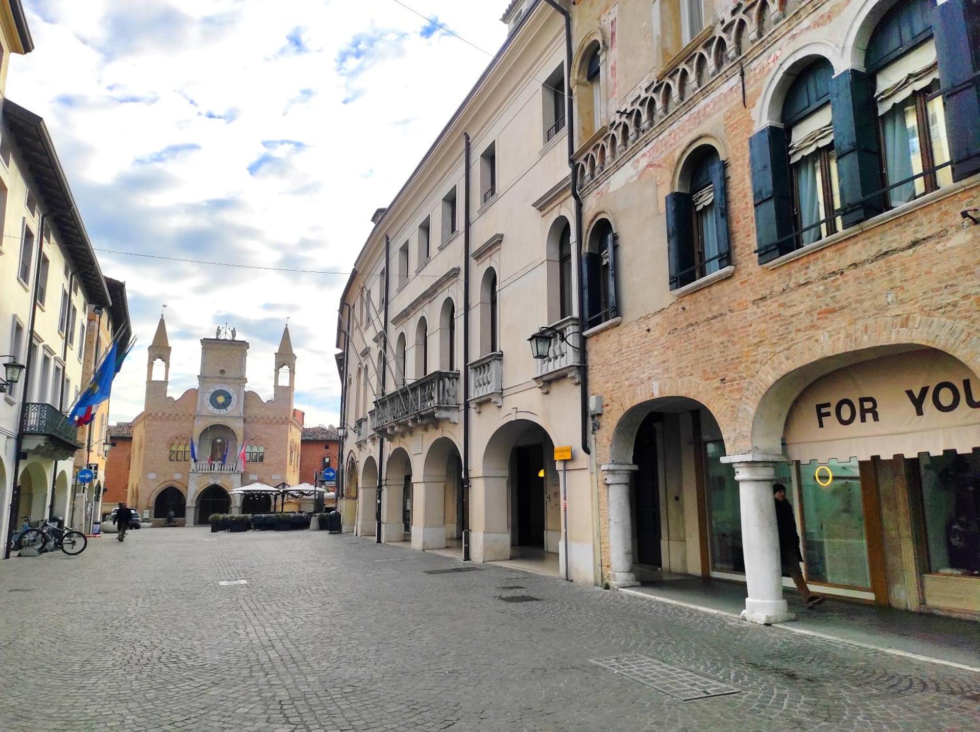 MANTICA CATTANEO APPARTAMENT