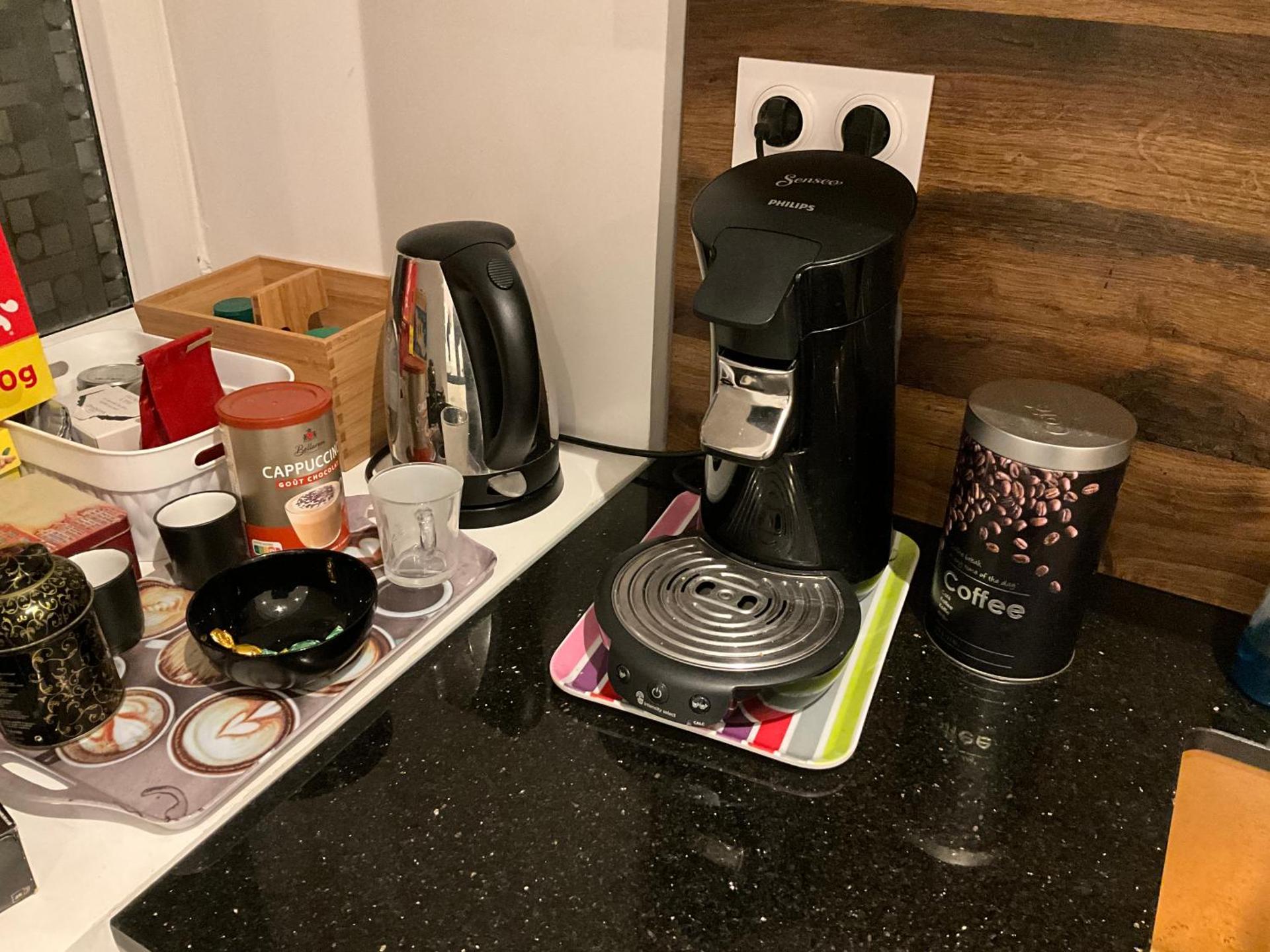 Coffee/tea facilities