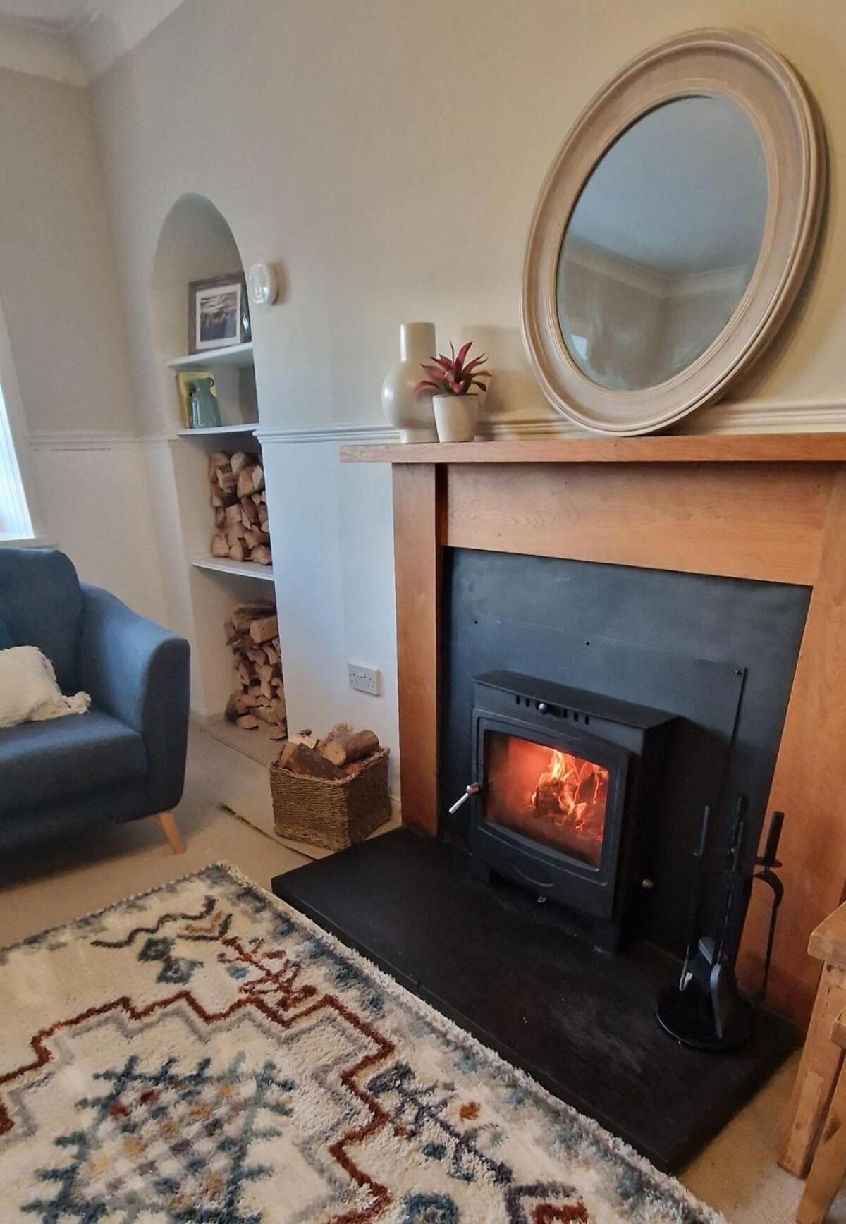 North Coast Property - Avoch Beach House - Luxury house with sea views