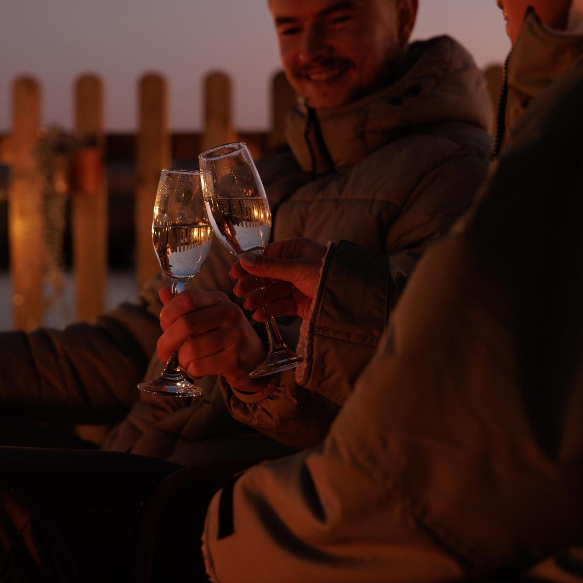Hot Tub With A View - Christchurch Harbour