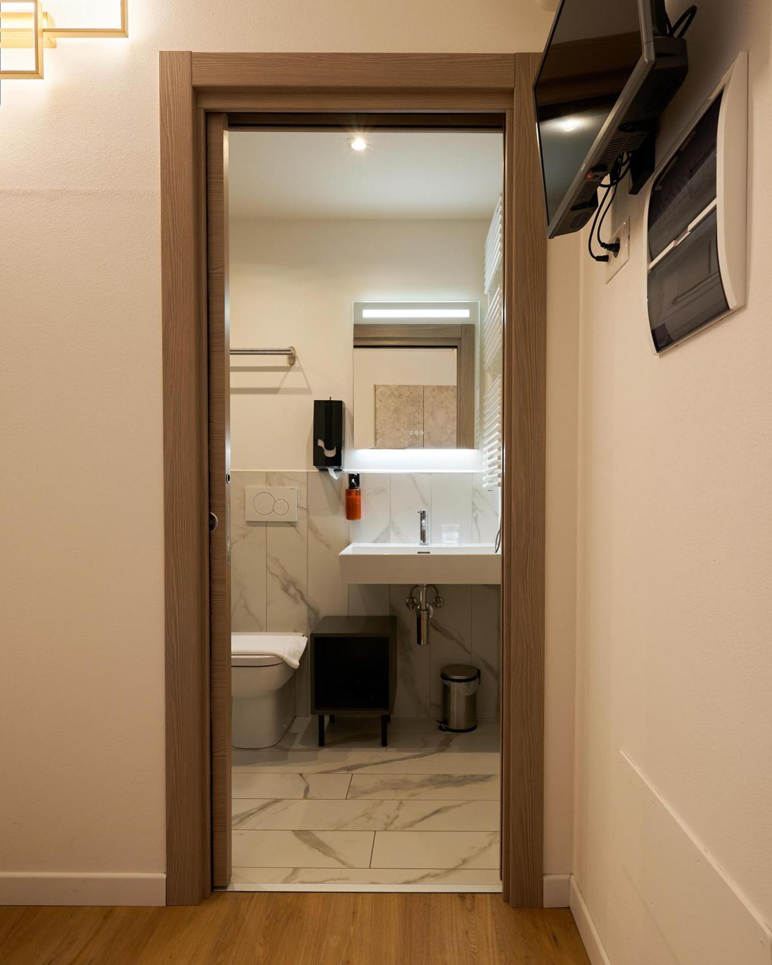 Single Room with Private Bathroom