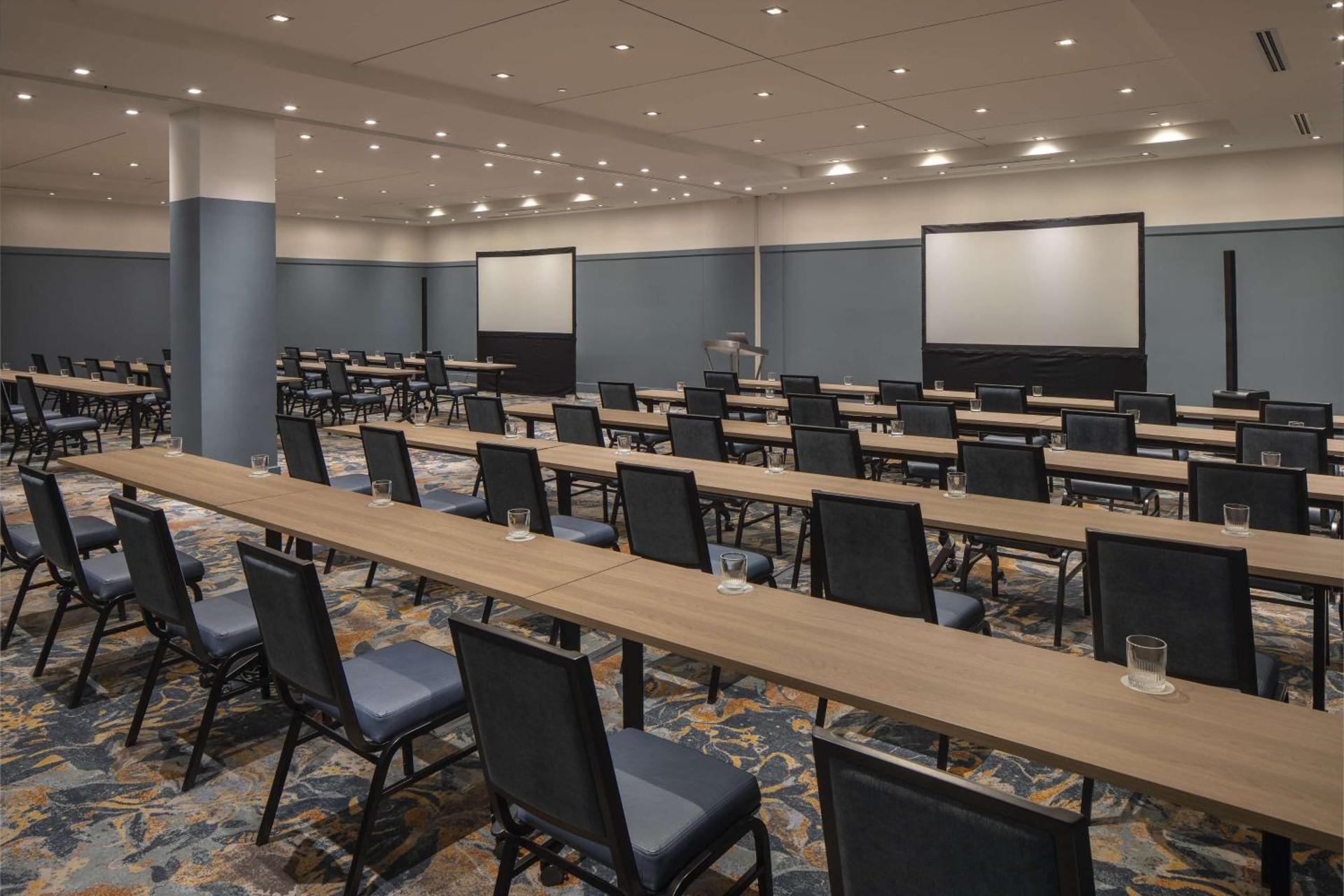 Meeting/conference room