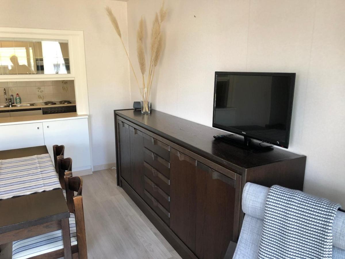 Two bedroom apartment with side sea view