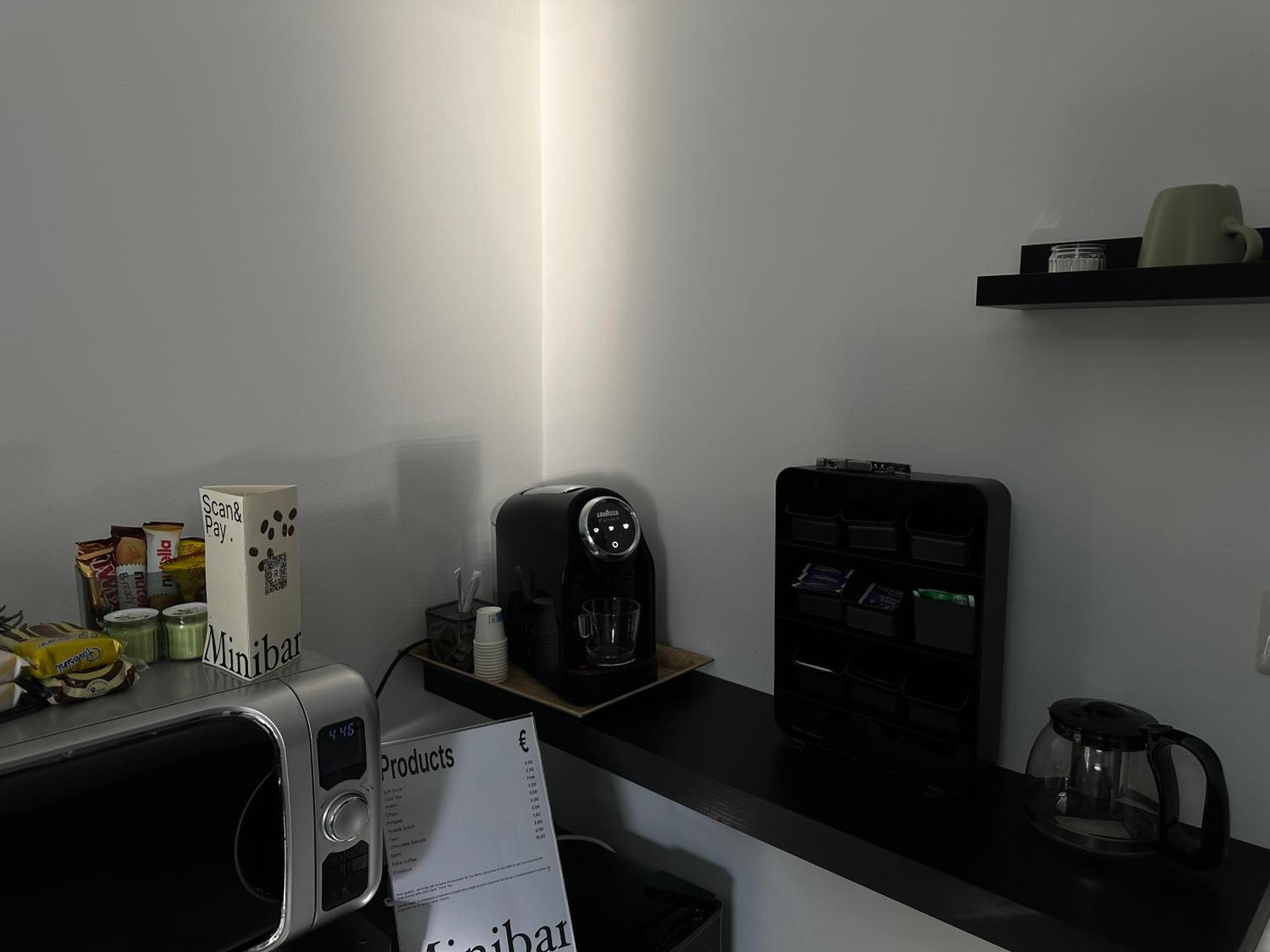 Coffee/tea facilities