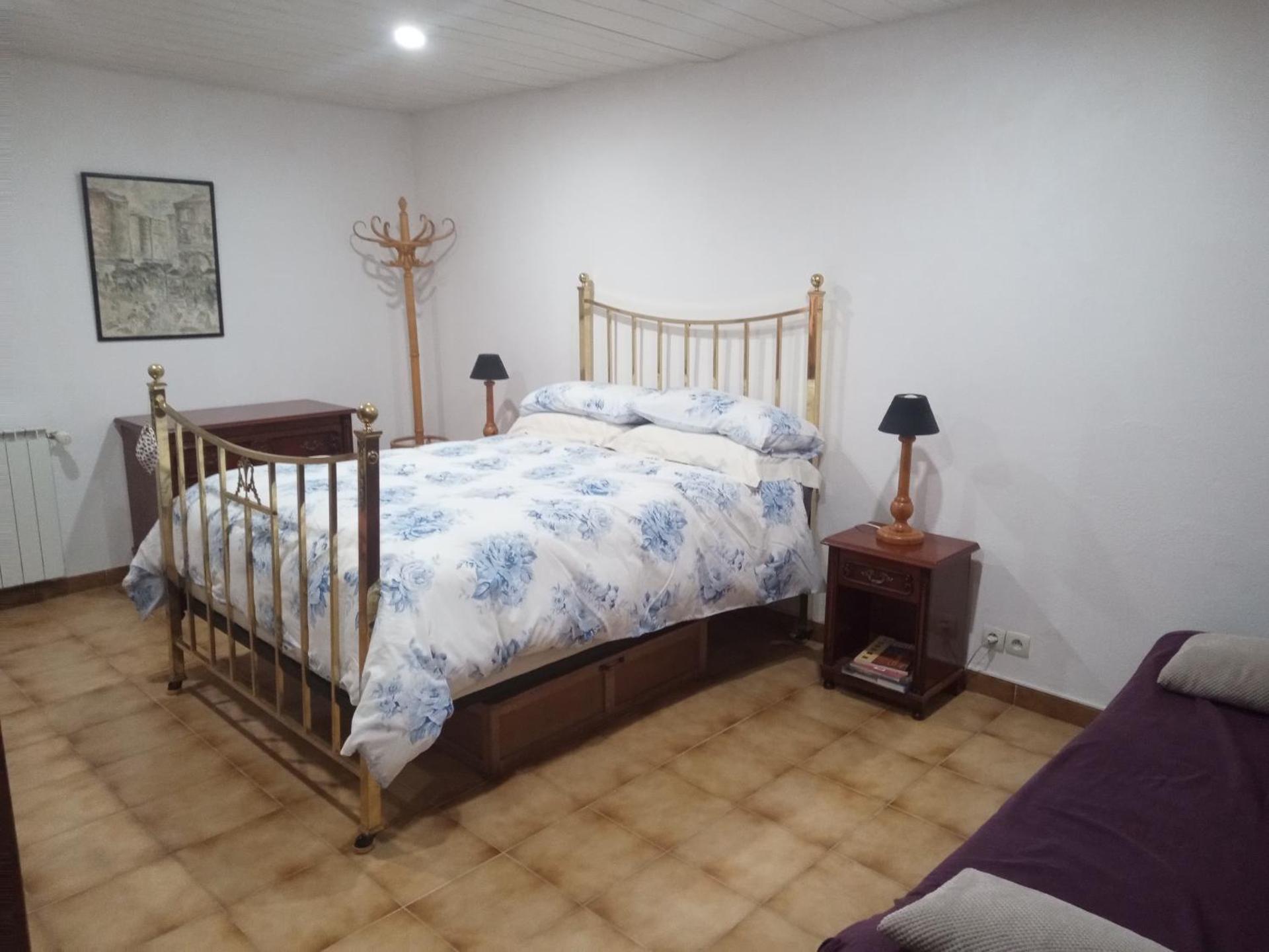 F2 classé 3 étoiles vue montagne, extérieur clos