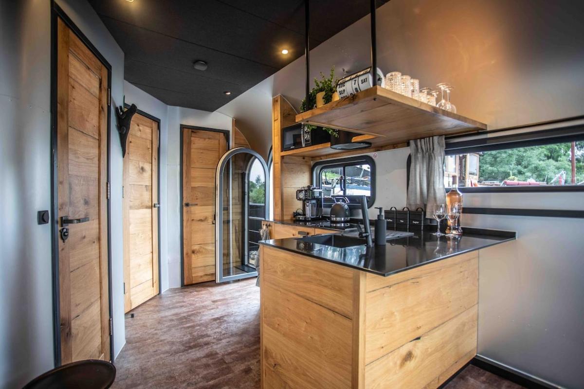 The Côôn Tinyfloatinghome