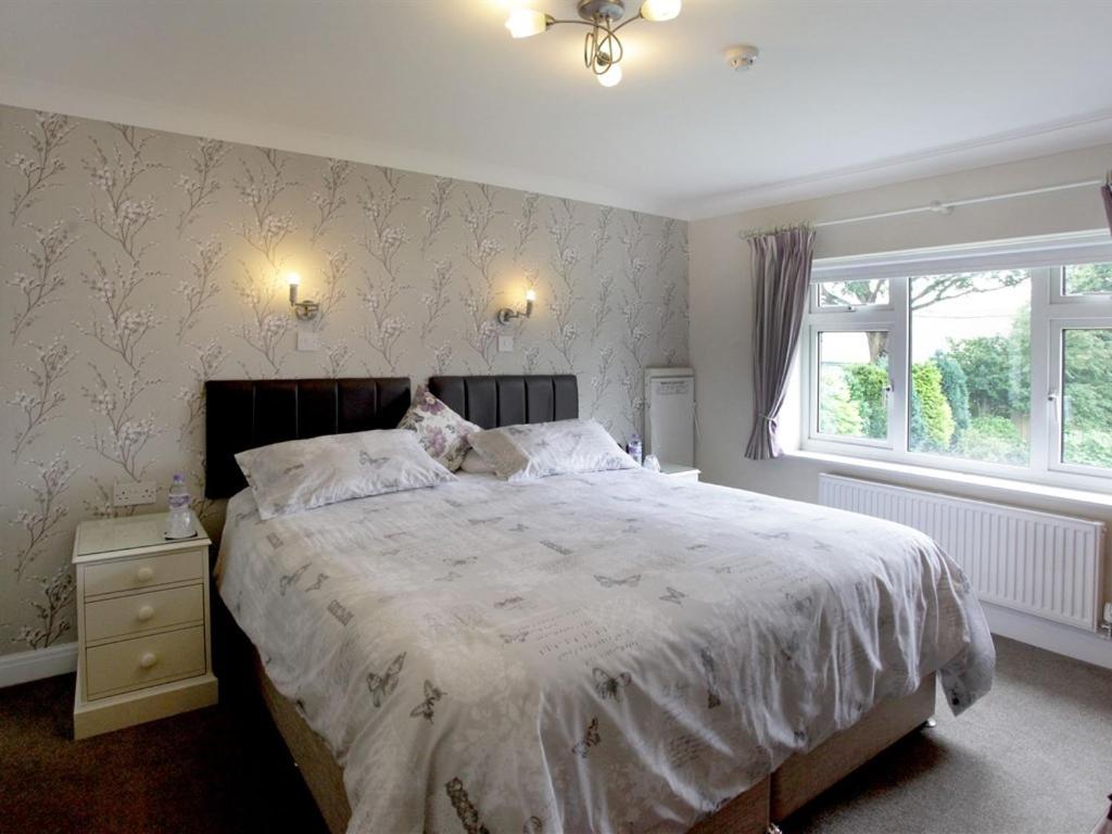 Superior King or Twin Room