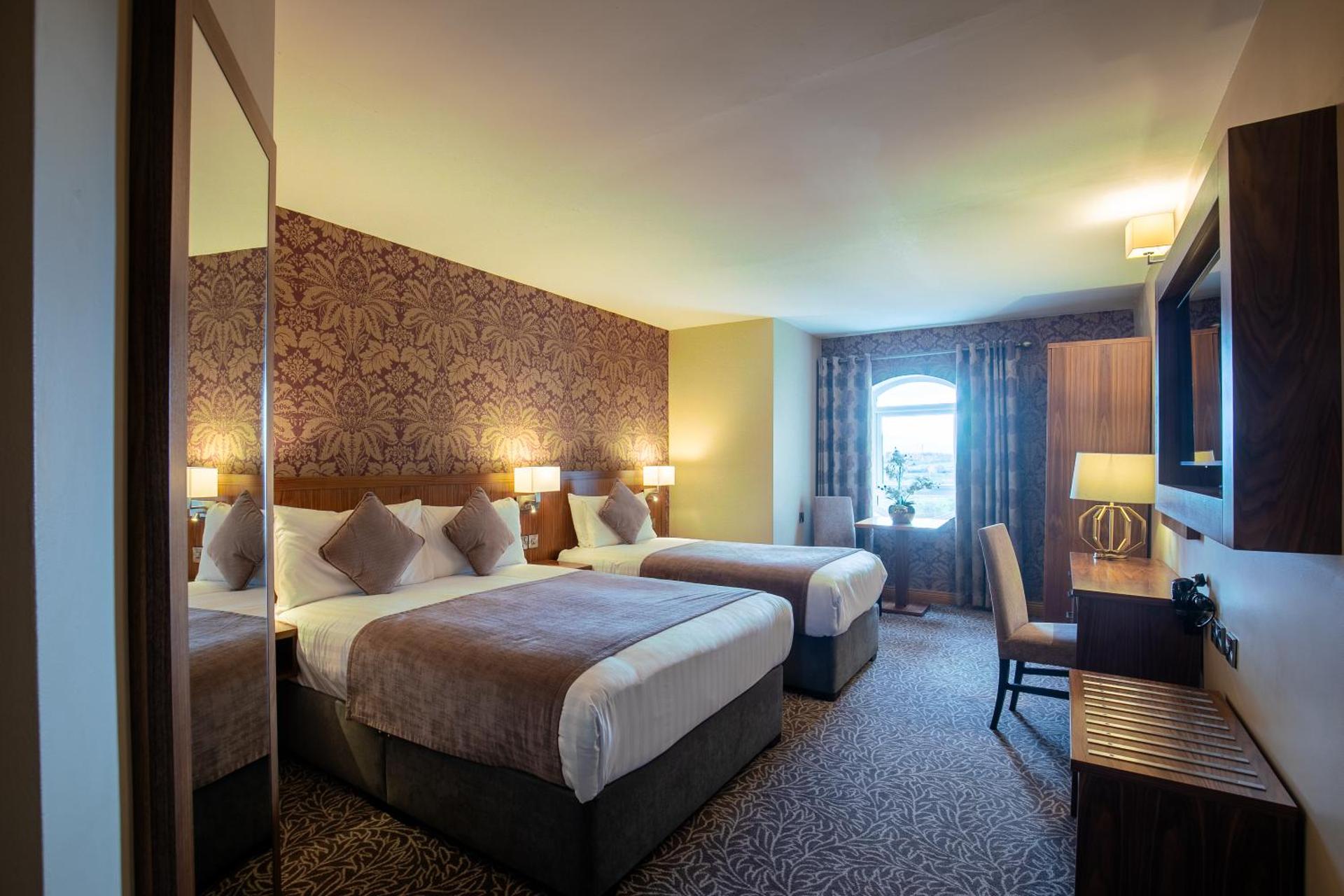 Holyrood Hotel - Leisure Centre & The Spa at Orchids