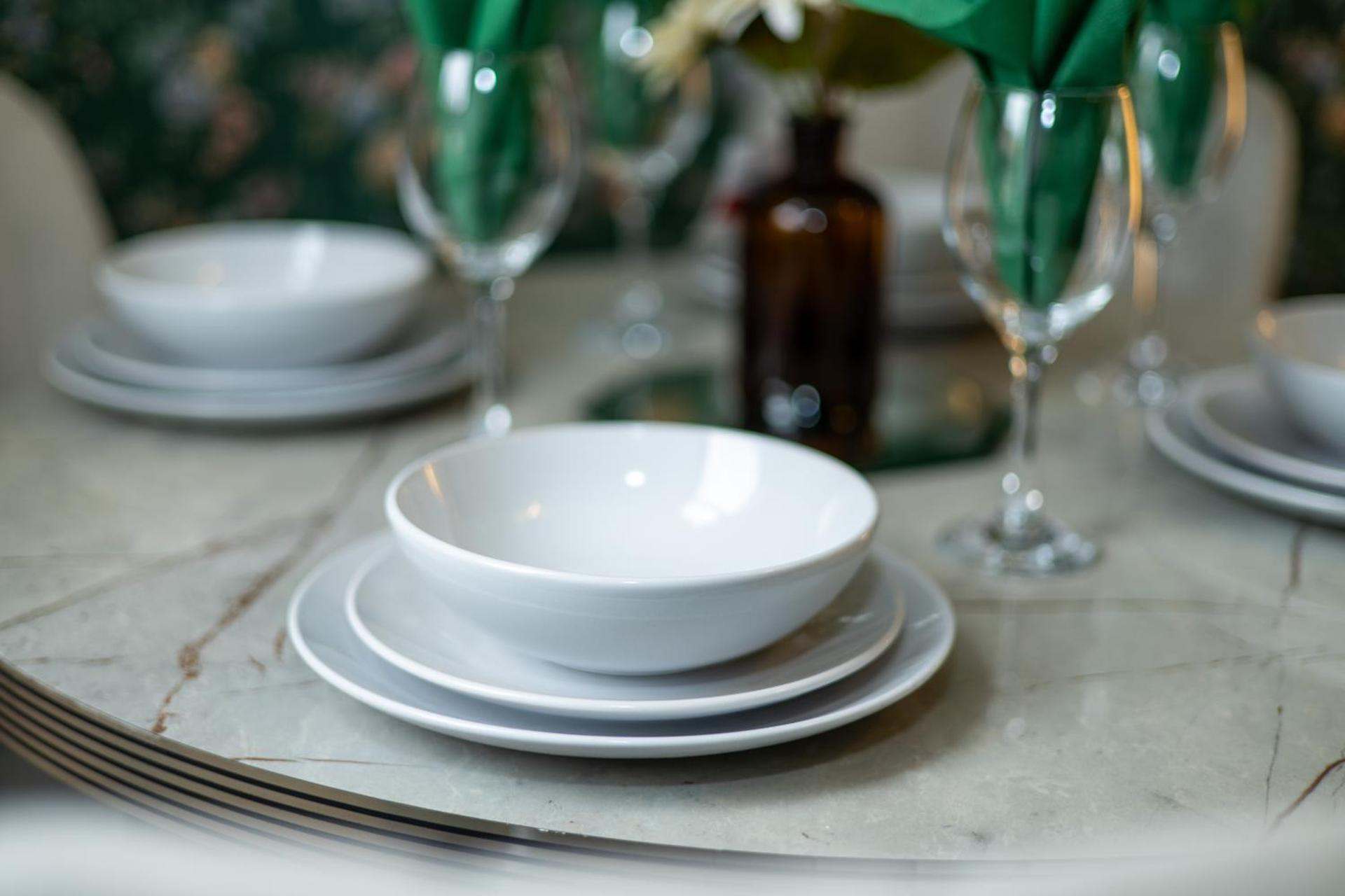 Cozy Home, Sleeps 4,Only 7mins from CENTRE, Parking, WIFI & Netflix