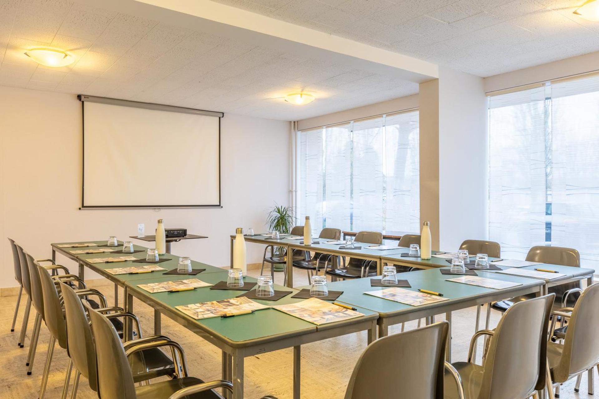 Meeting/conference room