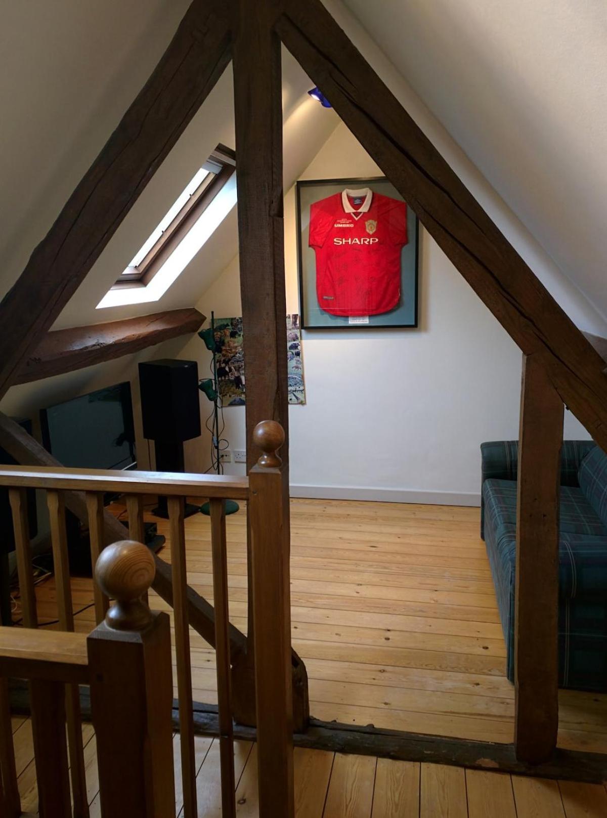 Beautiful Cotswold Farmhouse set in 50 acres