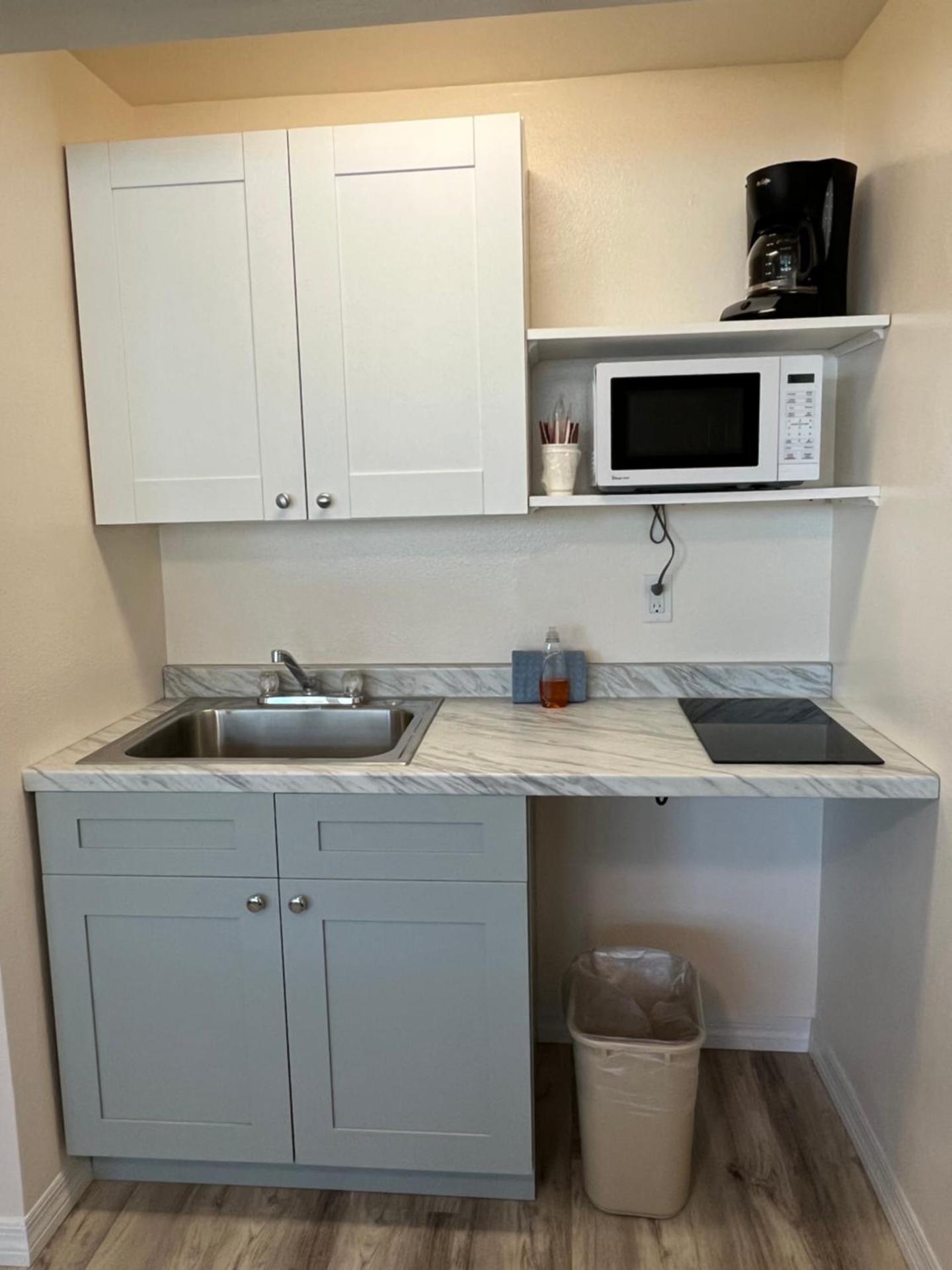 Beachside Resort Motel