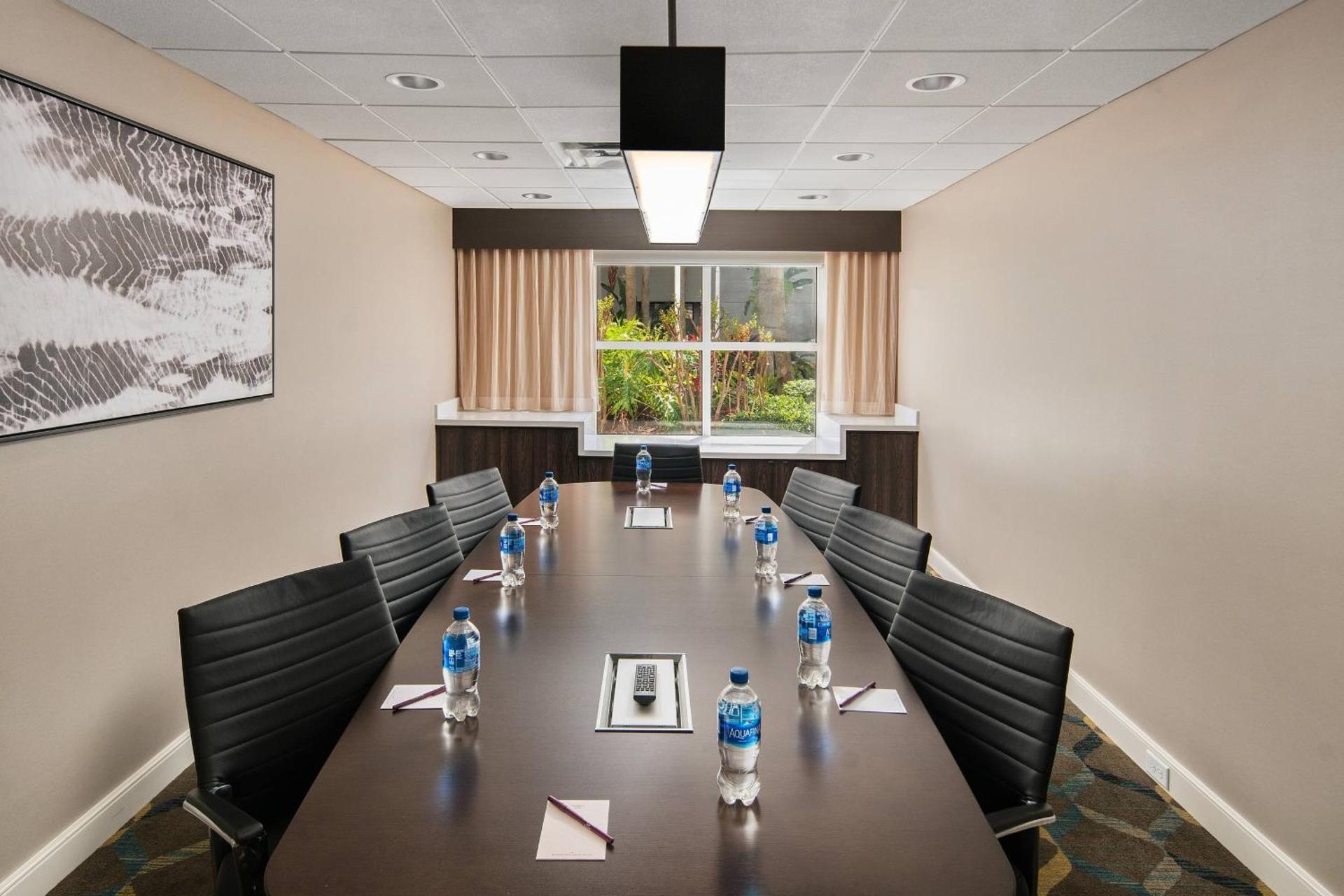 Meeting/conference room