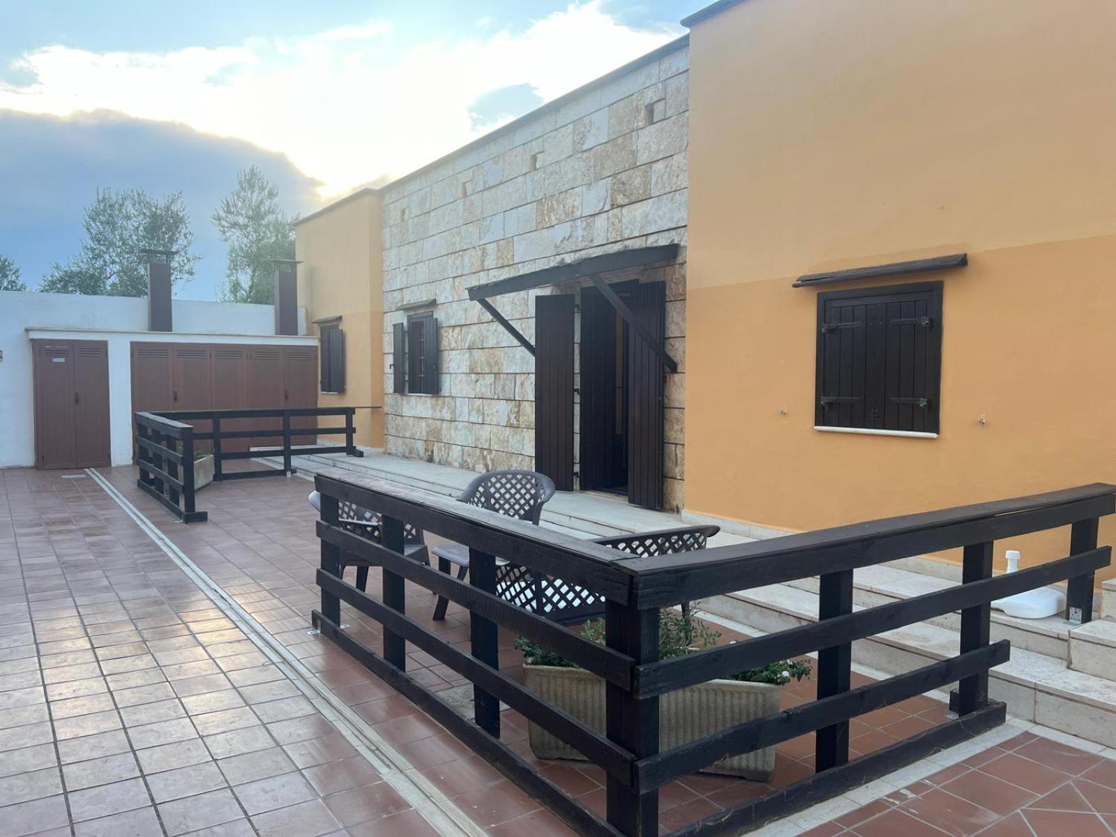 Casal Mastro appartamenti e camere con piscina