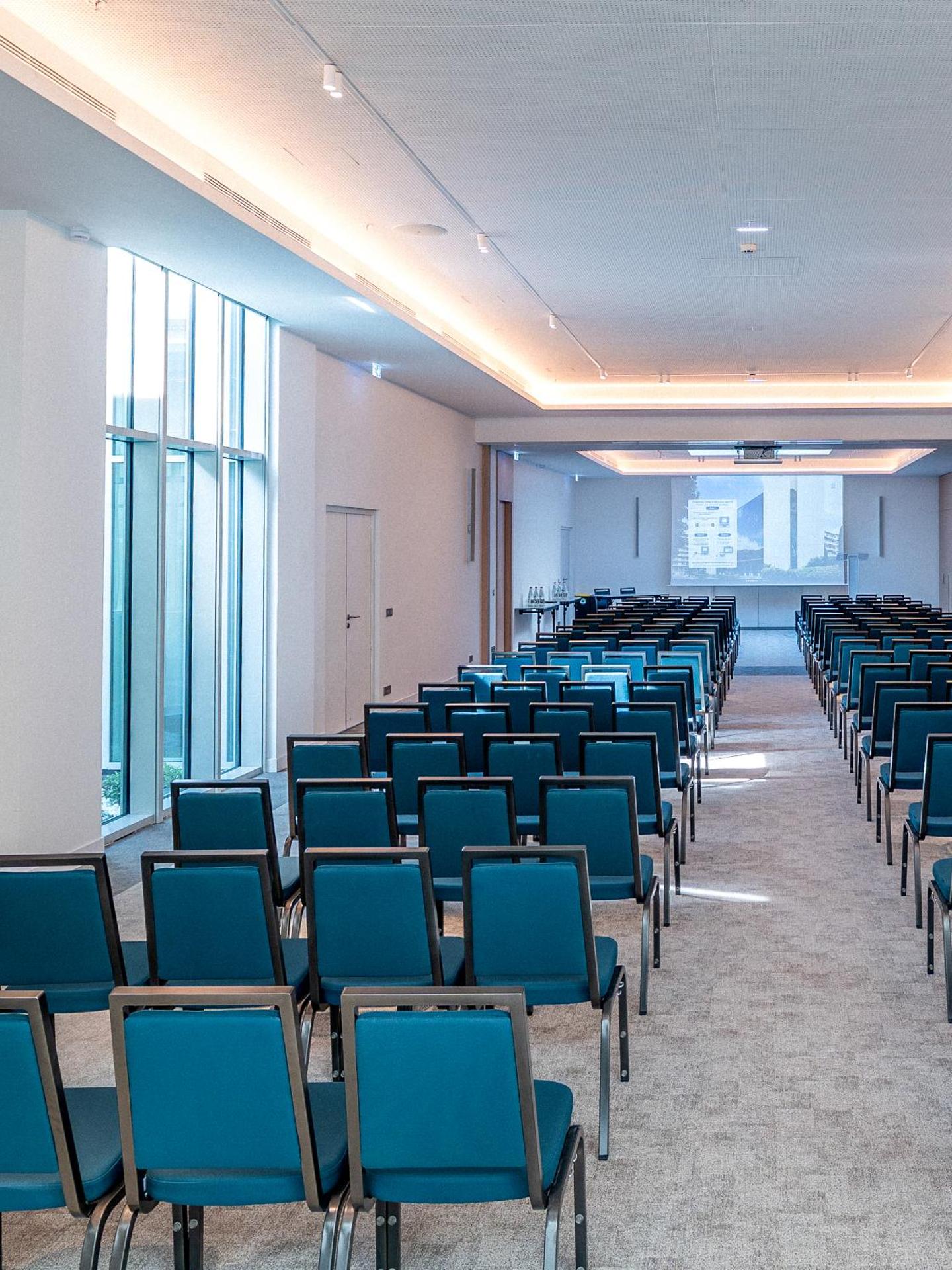 Meeting/conference room