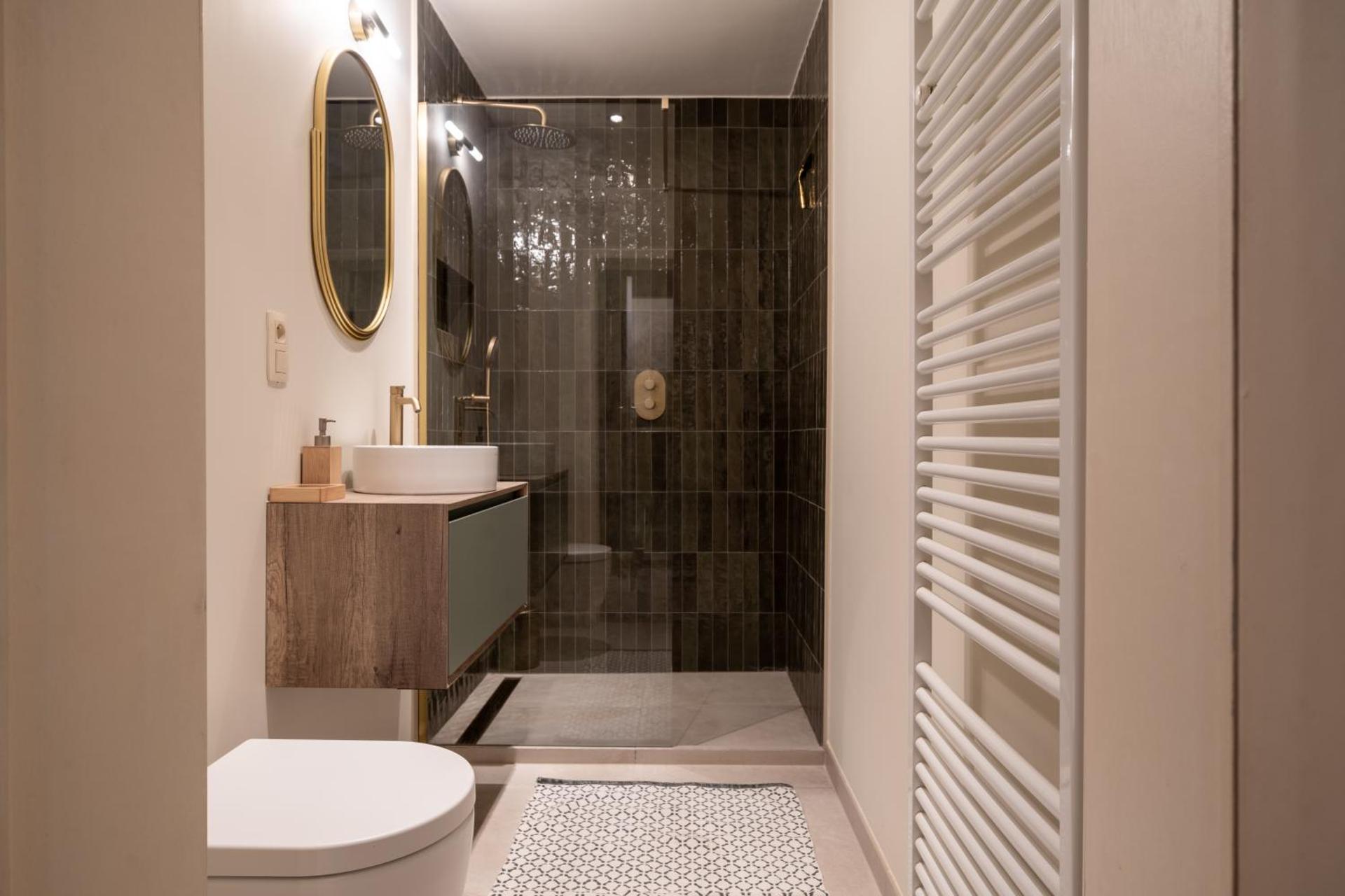 The Edgewater Suites - Cityscape