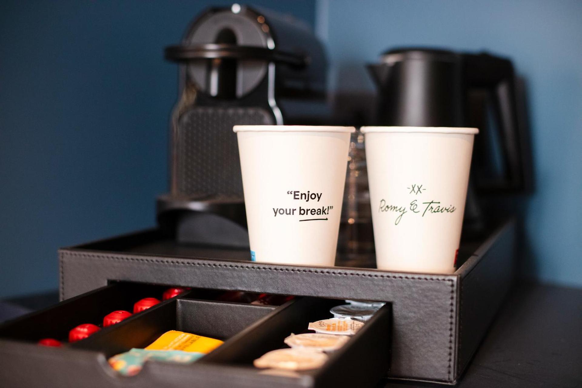 Coffee/tea facilities