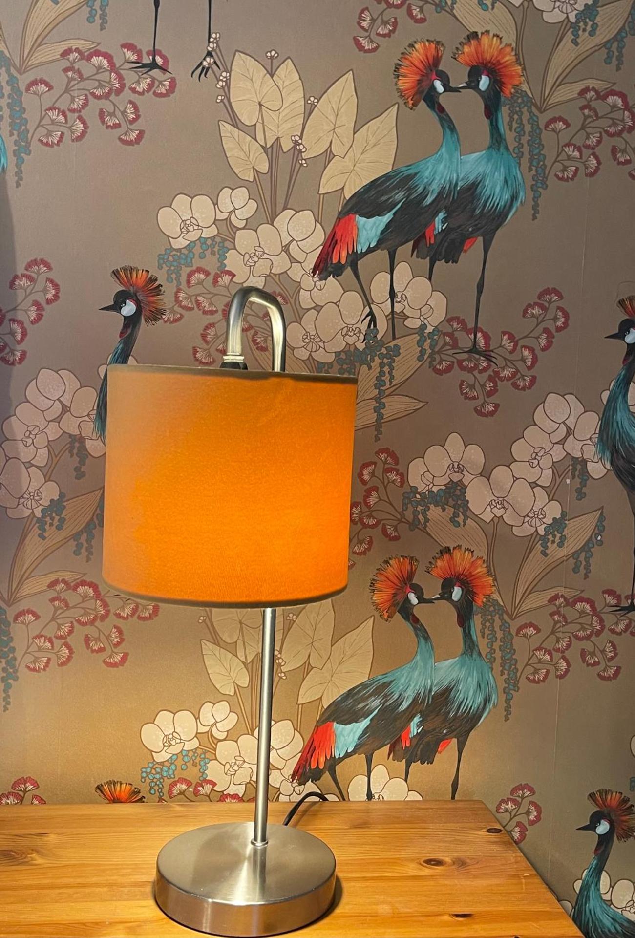 Light & bright, centrally located apartment