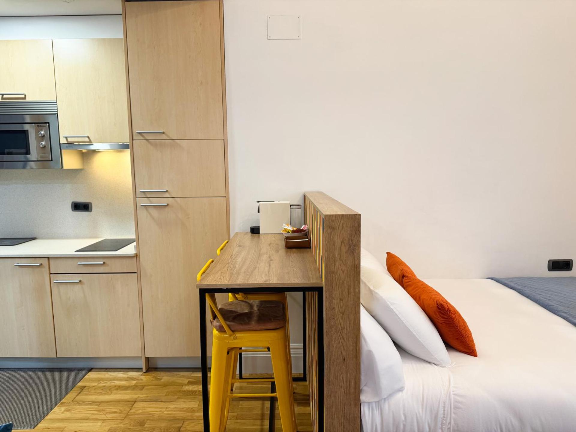 Labarta Estudio en Puerta del Sol con parking