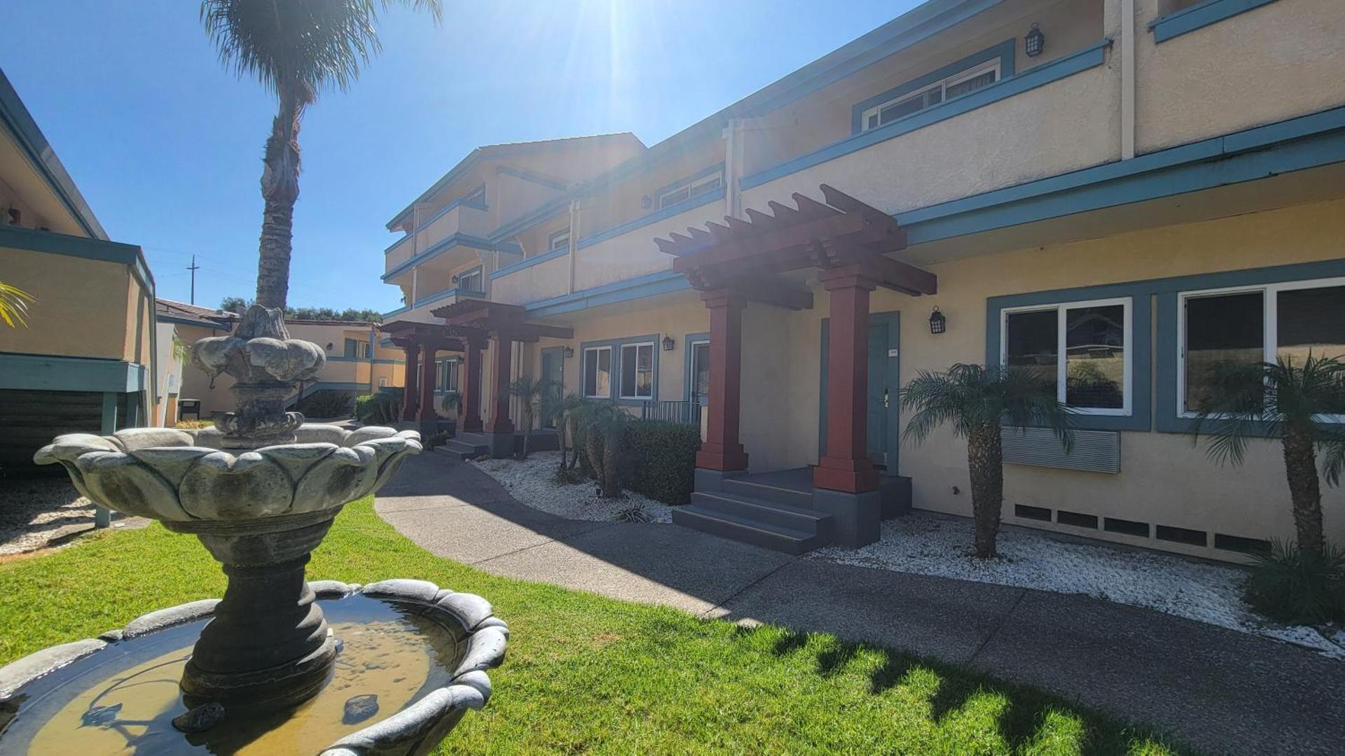 Inner courtyard view