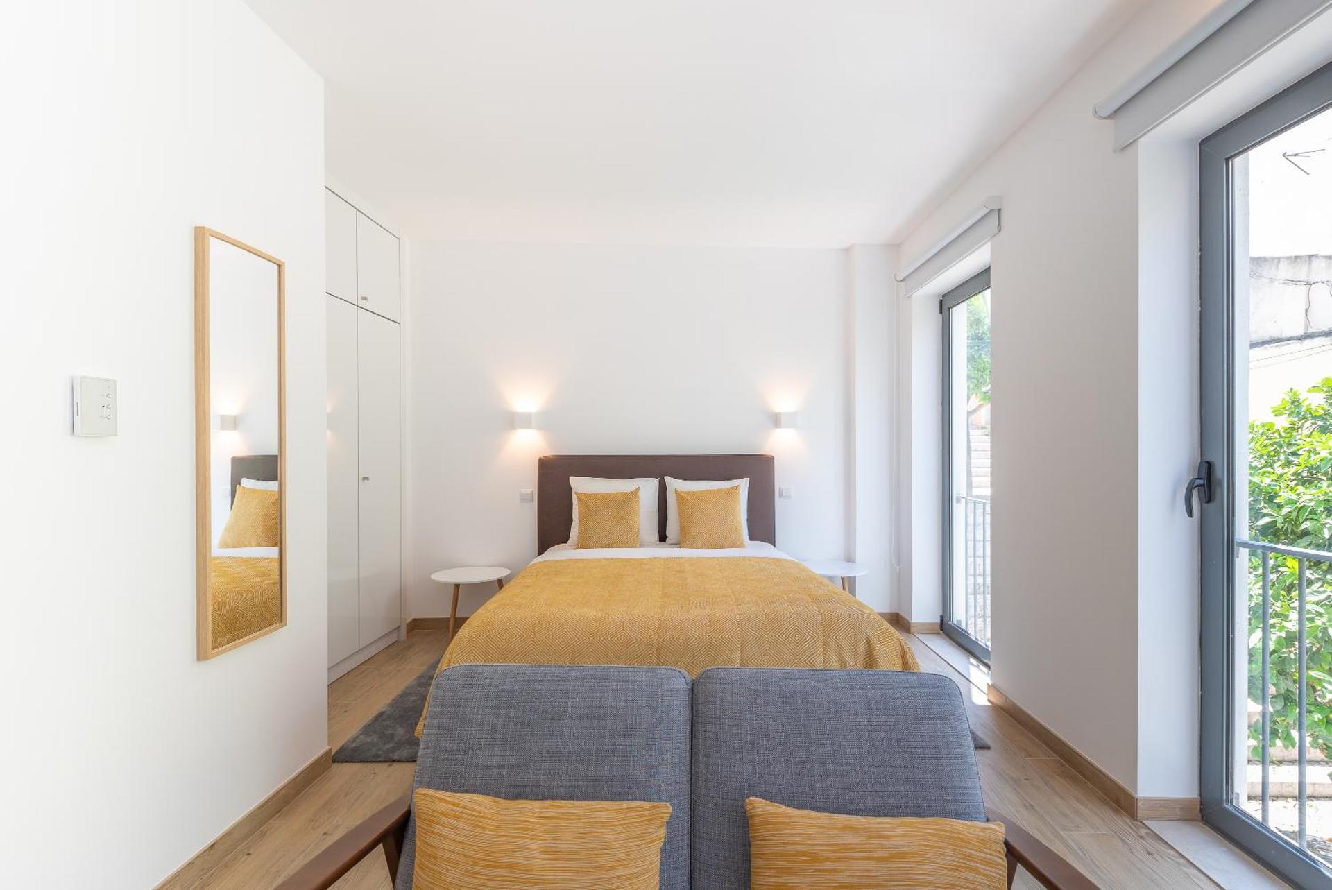 Orange 3 House - Chiado Studios