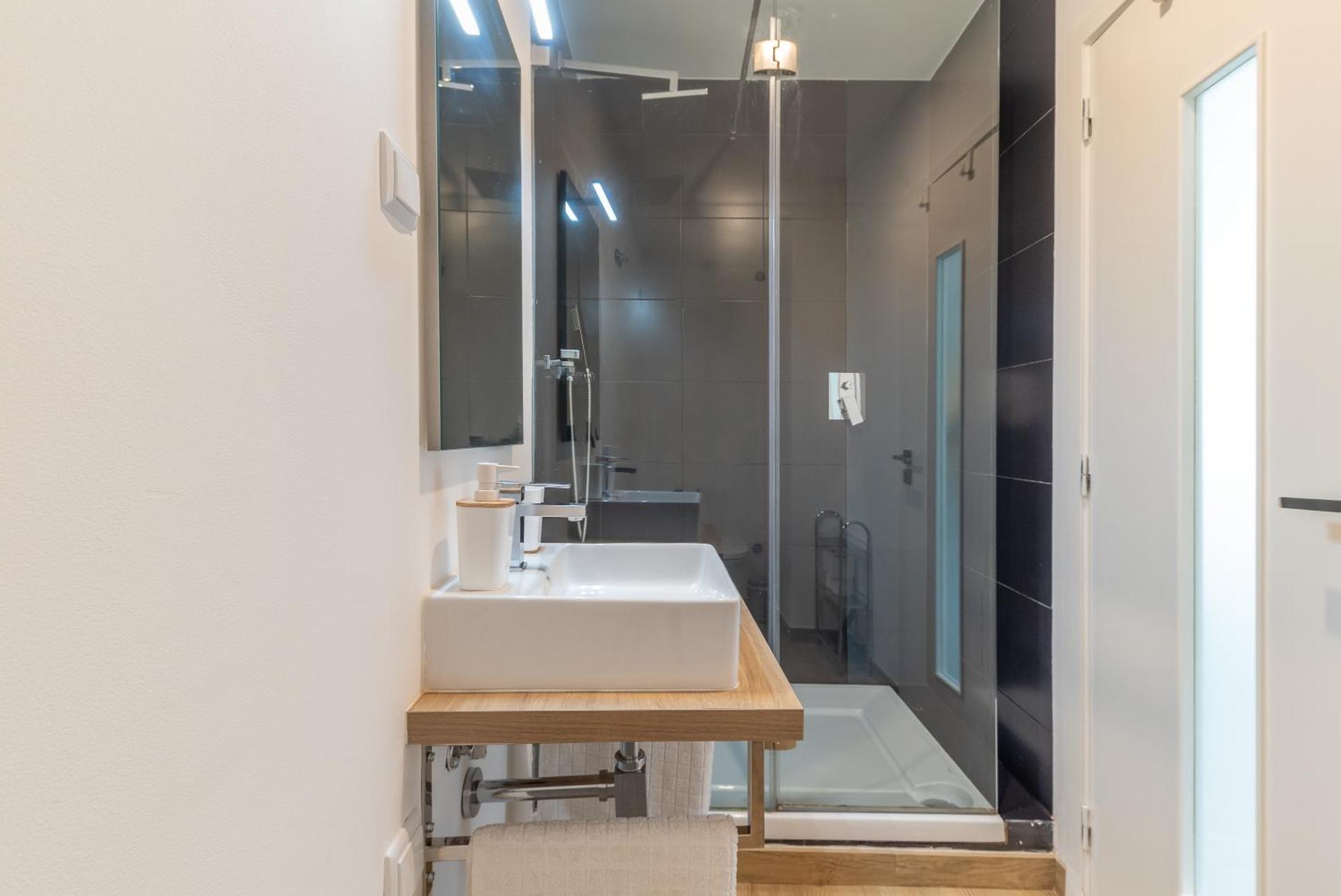 Orange 3 House - Chiado Studios