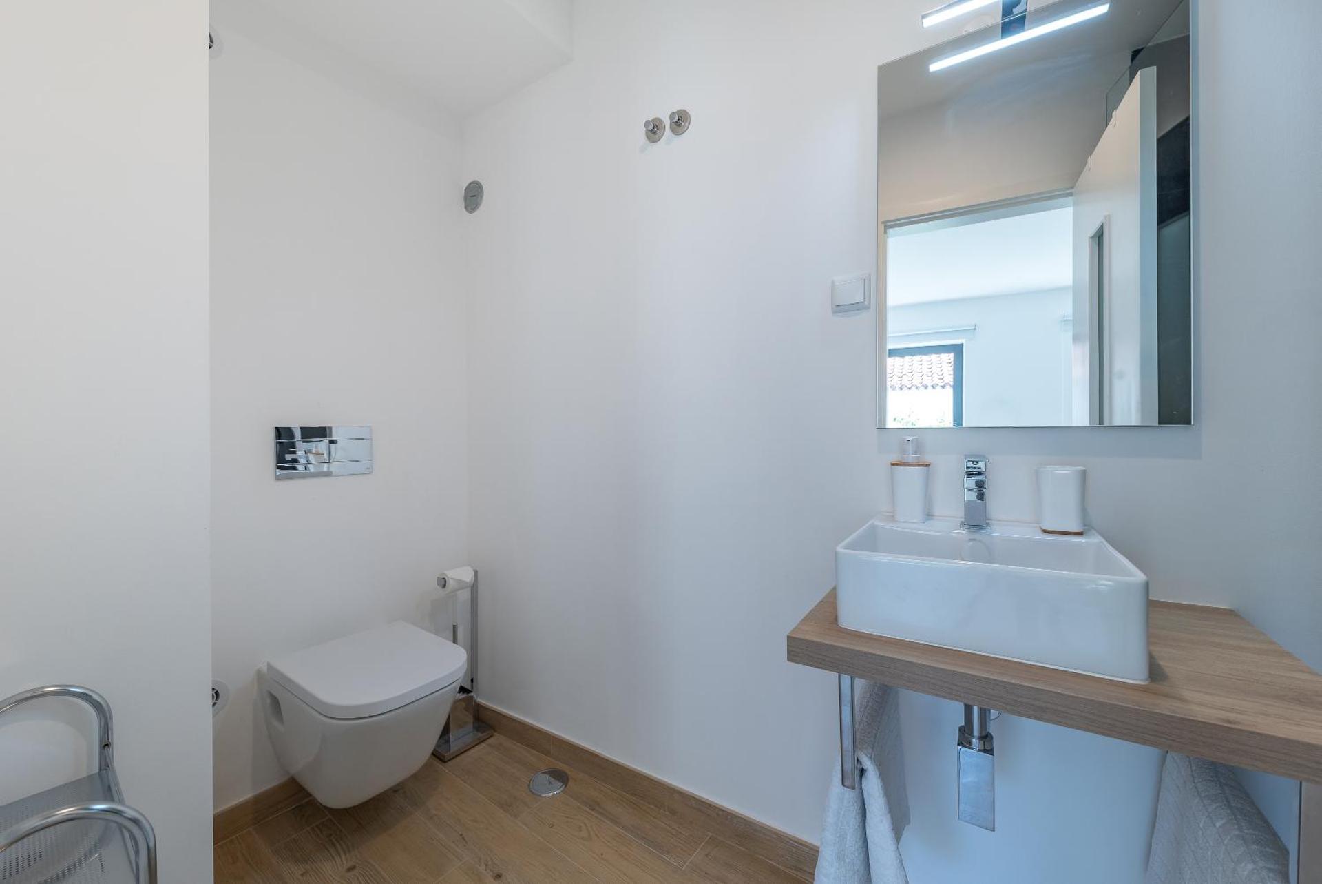 Orange 3 House - Chiado Studios