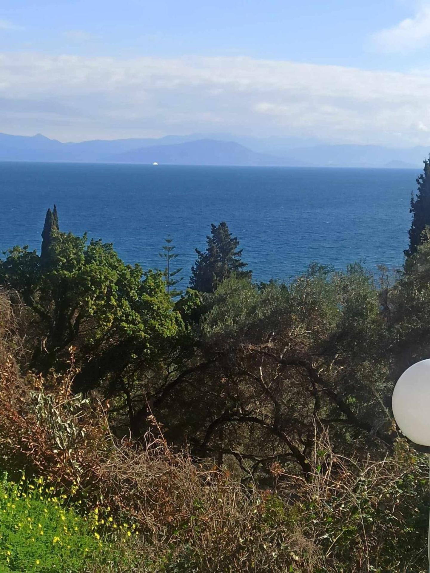 Takis & Eirini Family Apartments