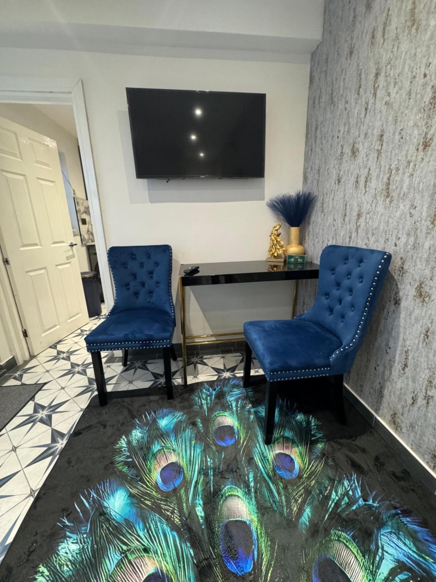 Marble blue flat, City of Gloucester