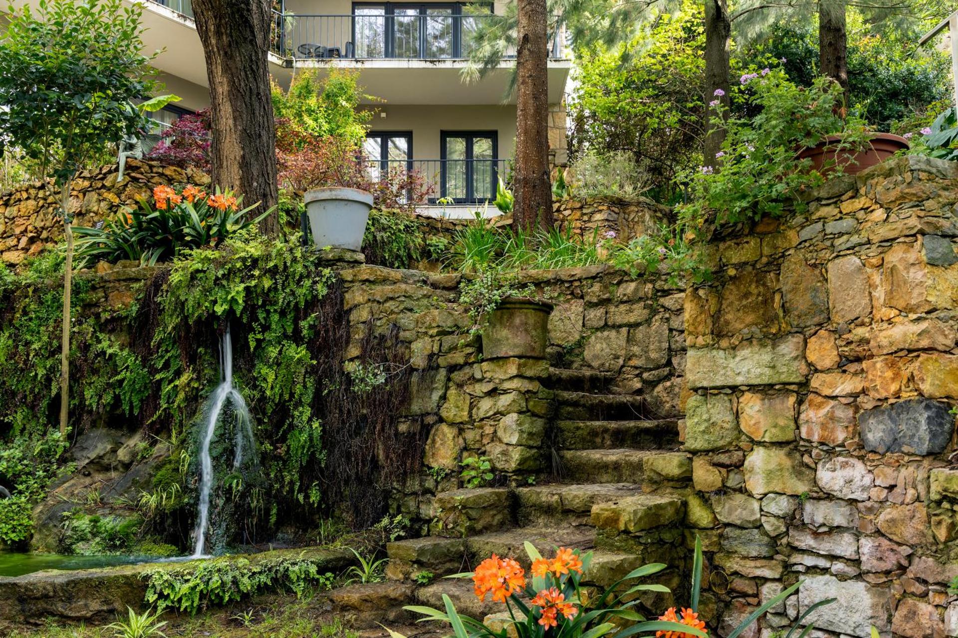 Casa Vela Boutique House & SPA