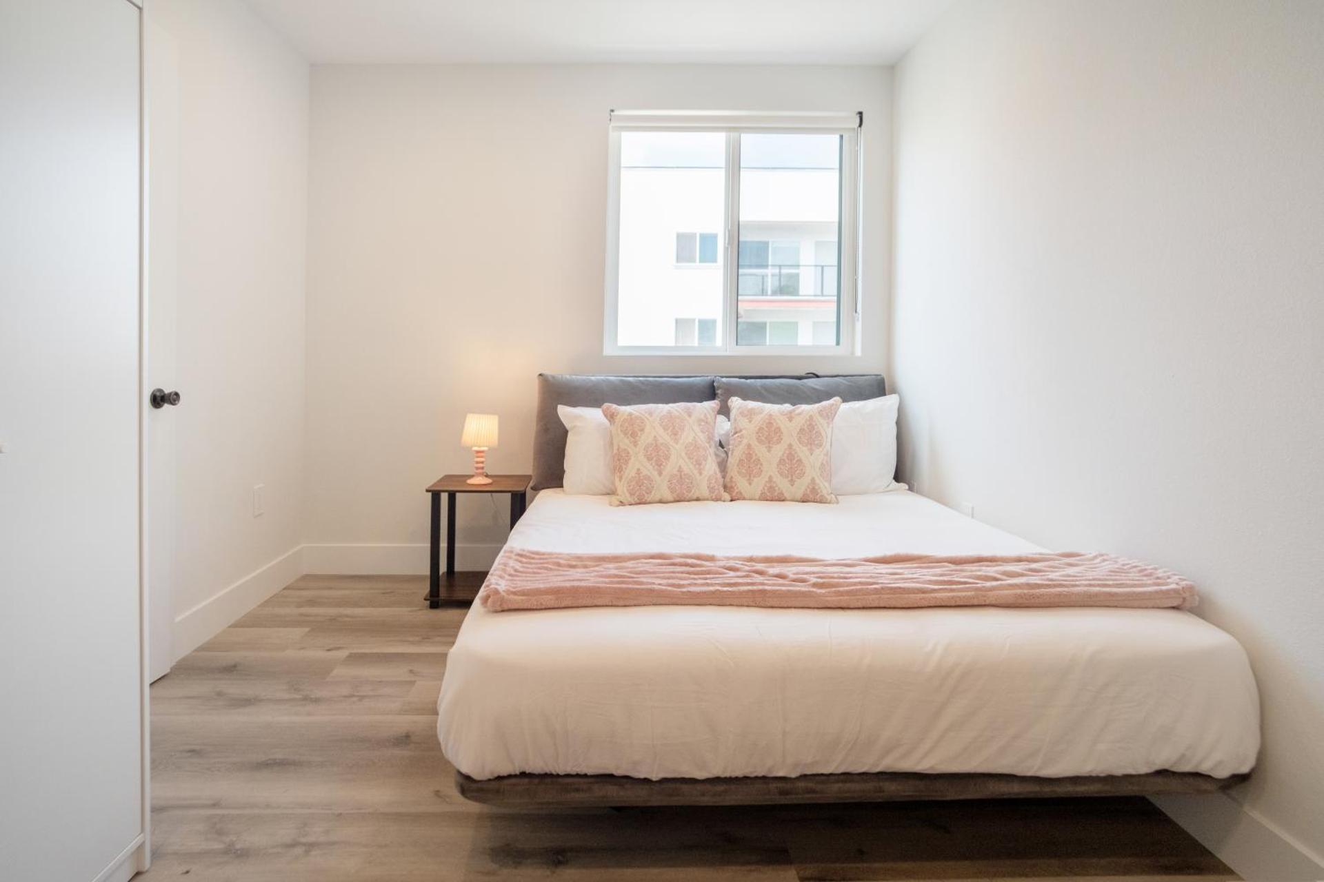 Urban Oasis in the Heart of LA Near USC & Major Attractions