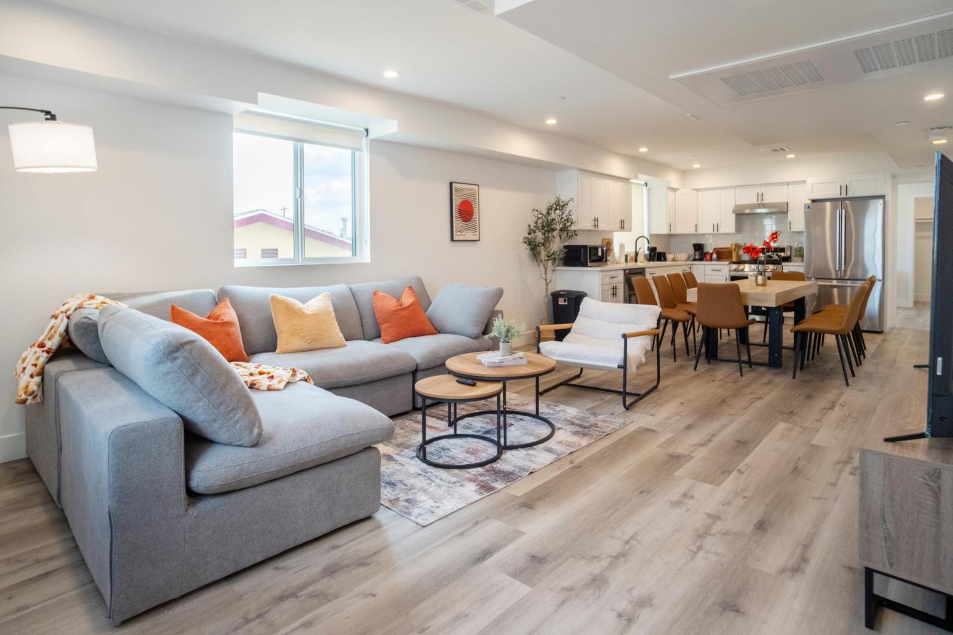 Urban Oasis in the Heart of LA Near USC & Major Attractions