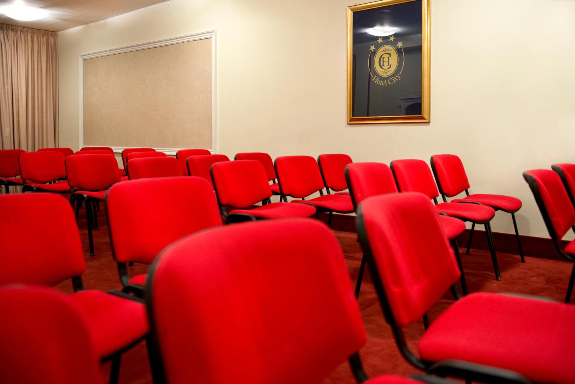 Meeting/conference room