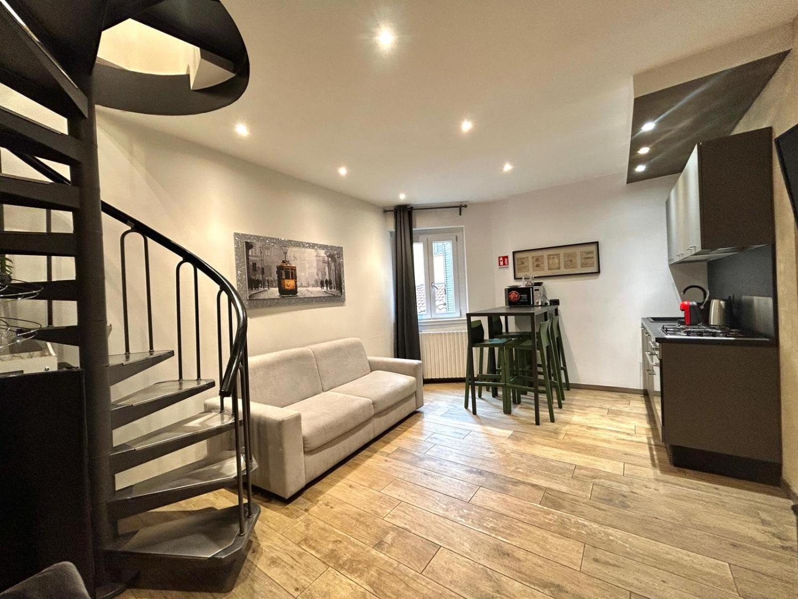 Leonardo Duplex Apartment