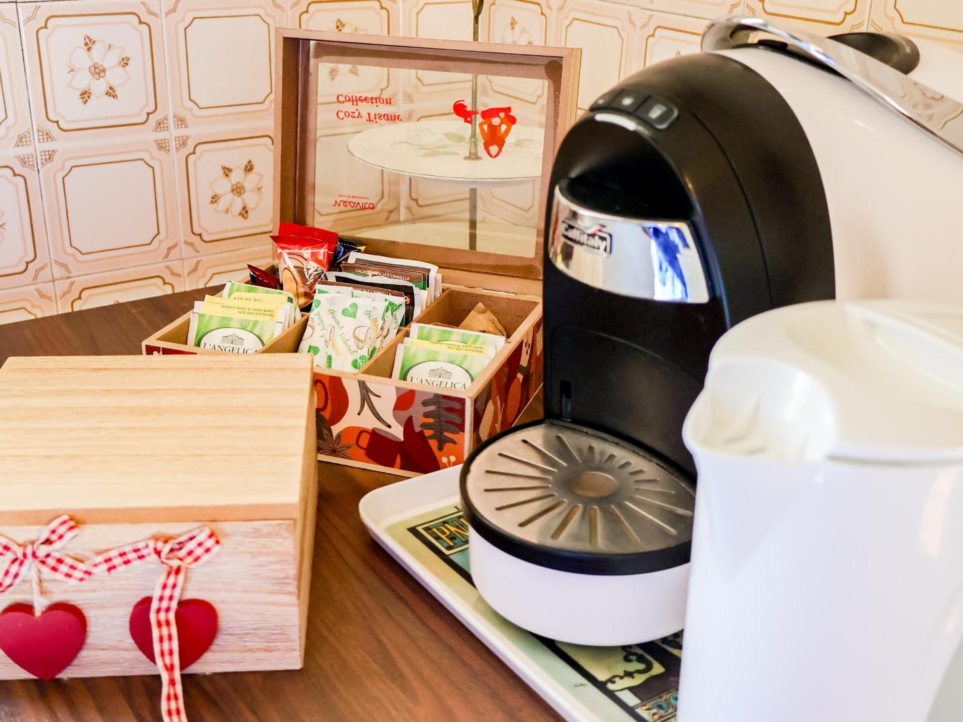 Coffee/tea facilities