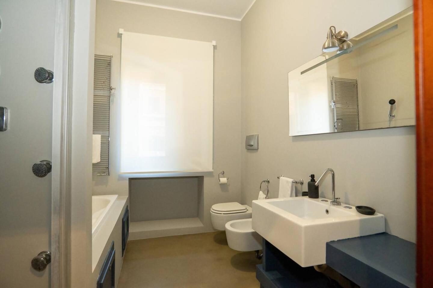 Divine View Apartment