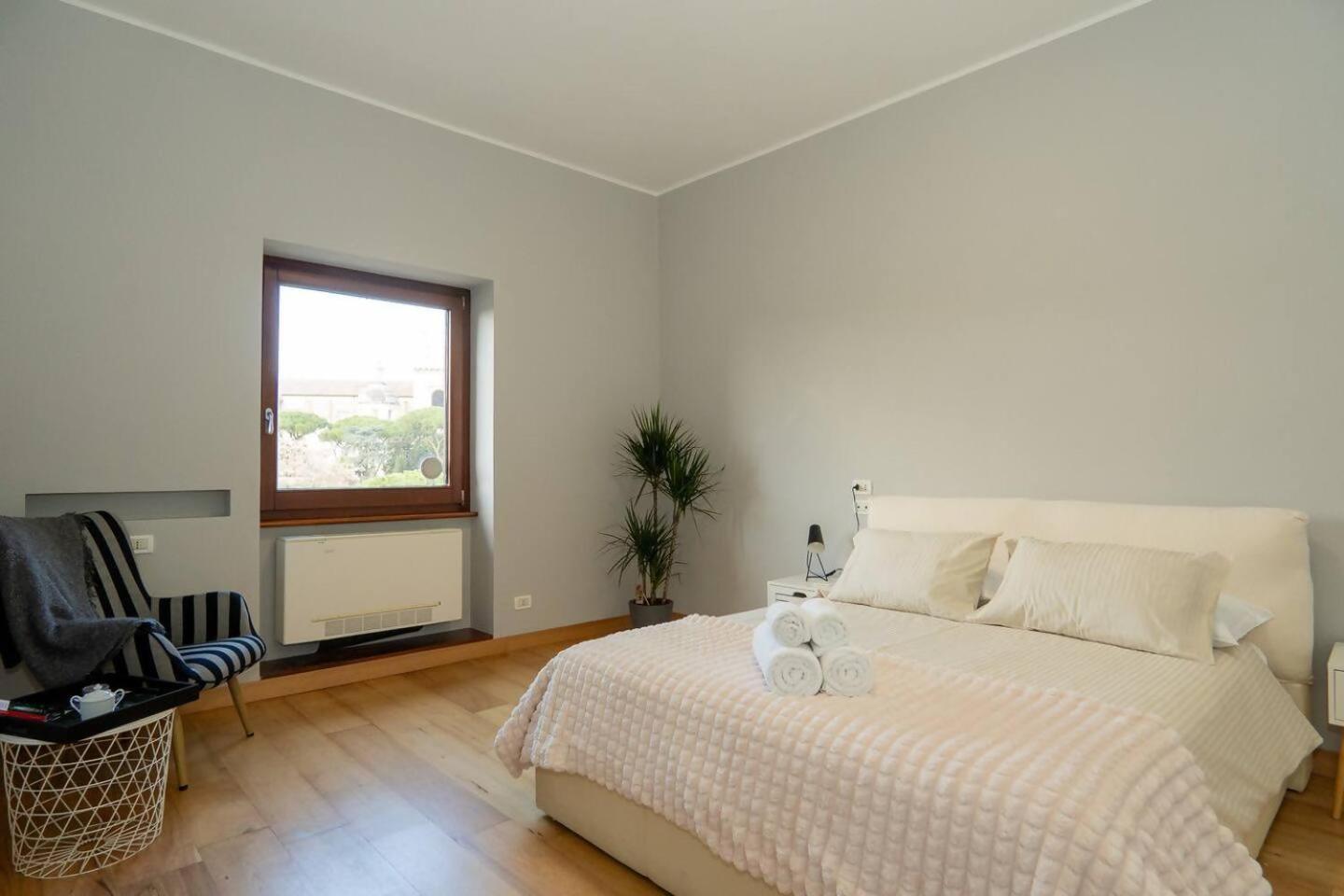 Divine View Apartment